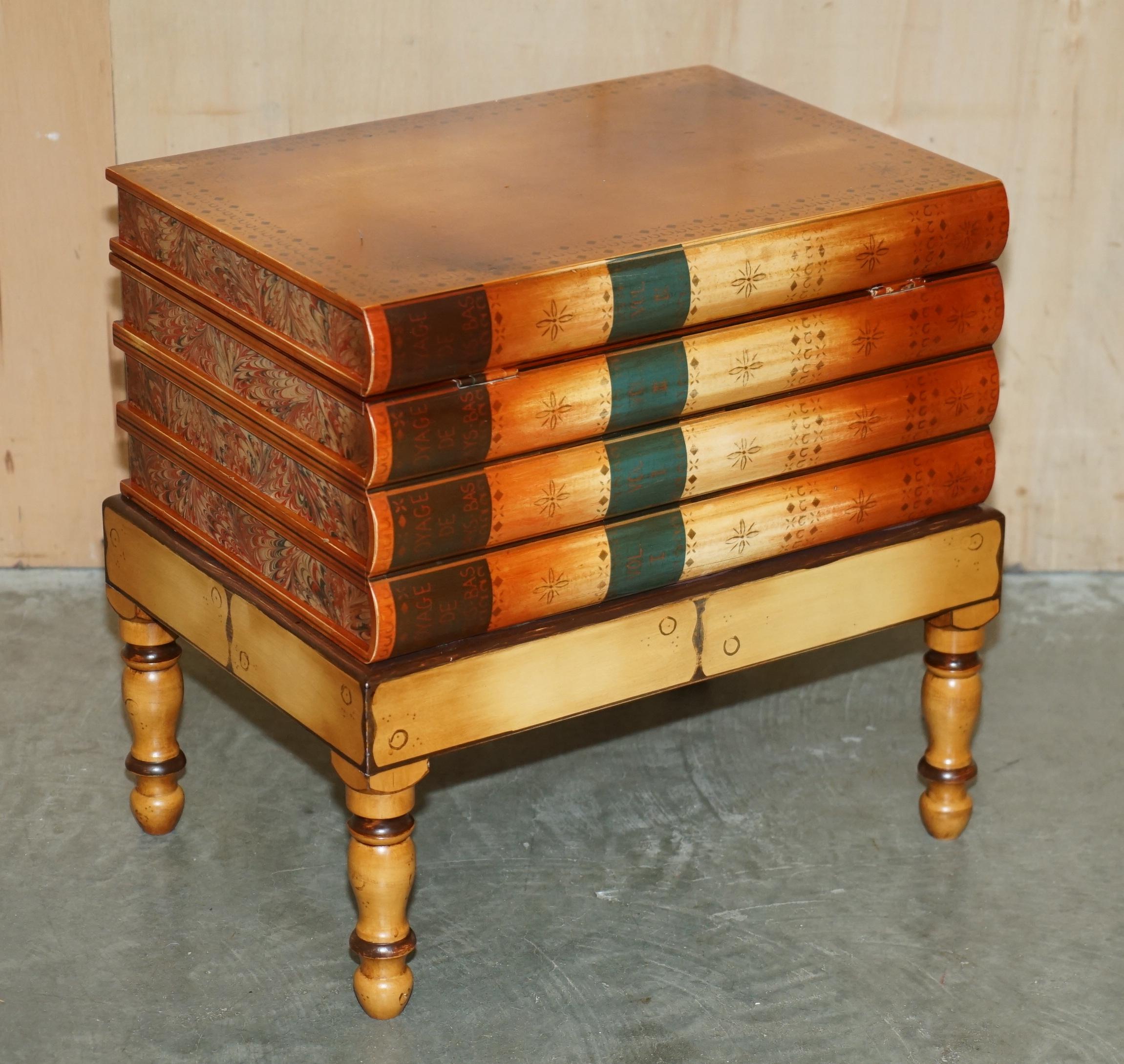 PAIR OF FAUX BOOK TOPPED SiDE END LAMP WINE TABLES WITH HIDDEN INTERNAL STORAGE For Sale 7