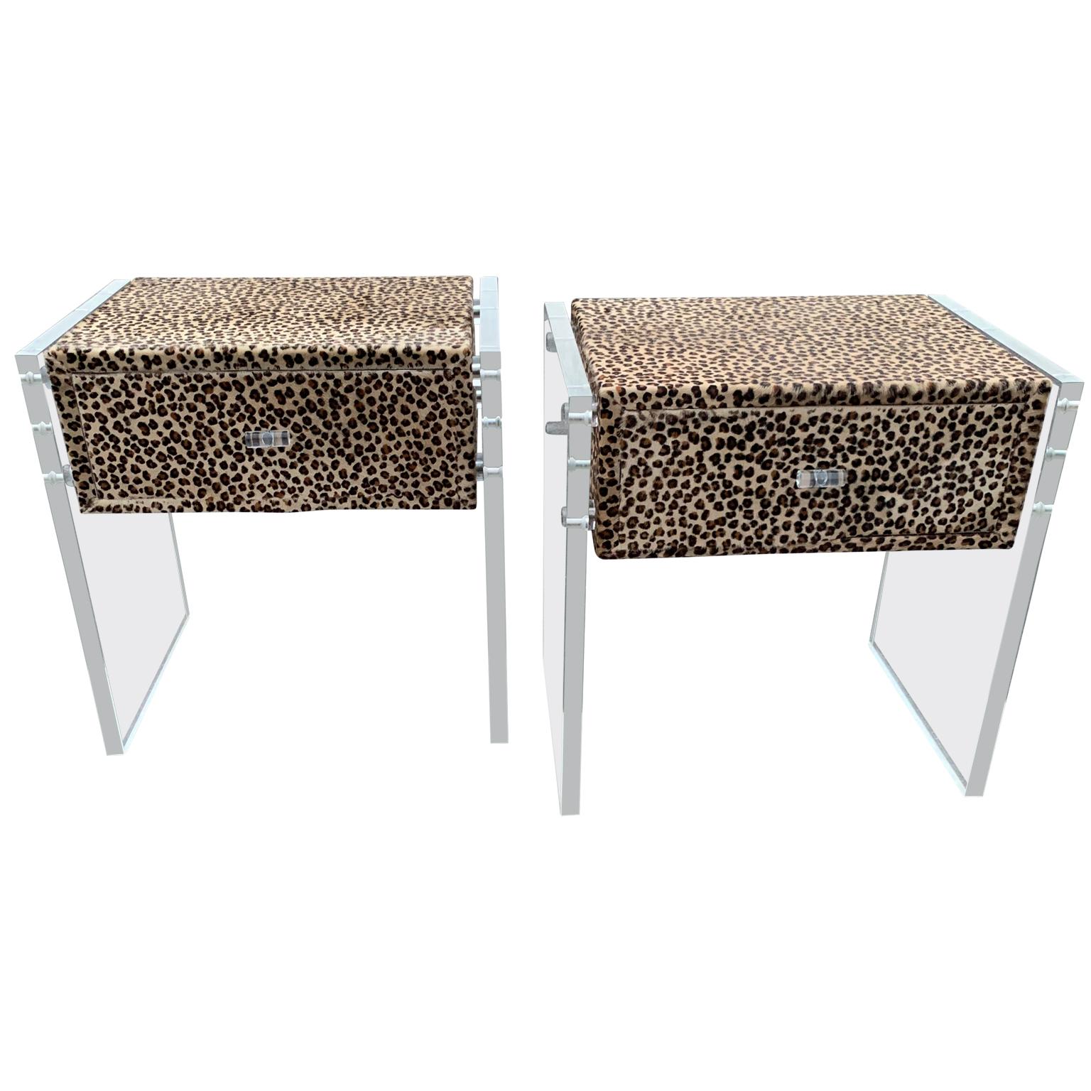 Pair of Faux Cheetah Skin Upholstered Nightstands with Lucite Side Panels 5