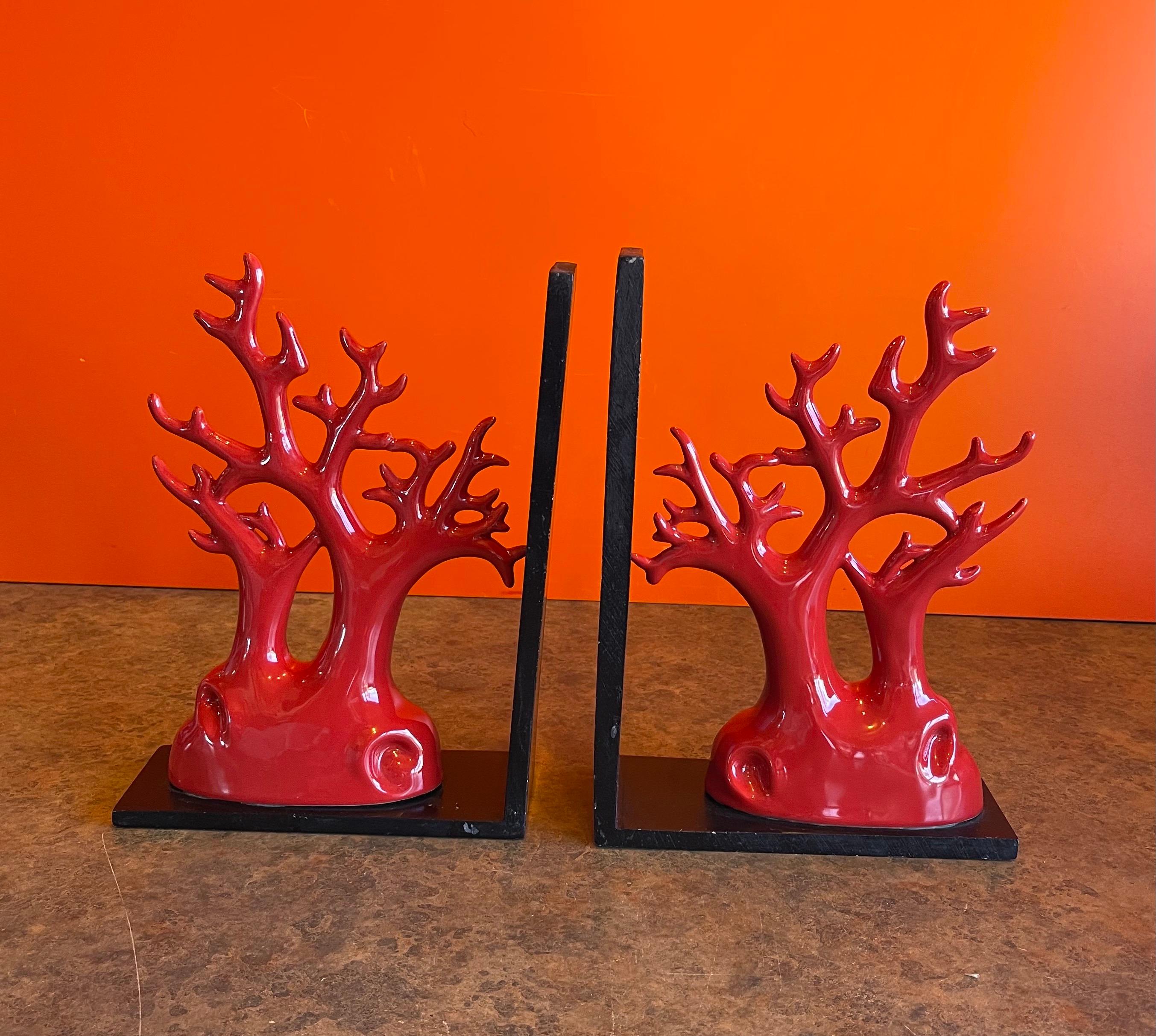 Hollywood Regency Pair of Faux Coral Ceramic Bookends For Sale