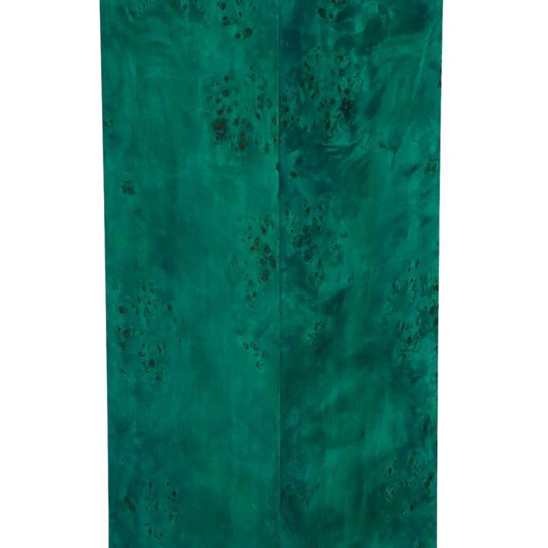 Pair of Faux Malachite Burl Pedestals In Good Condition For Sale In Locust Valley, NY