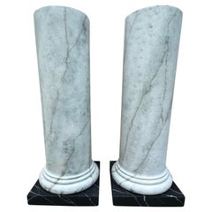 Pareja de Columnas de Madera Pintadas con Faux Mármol