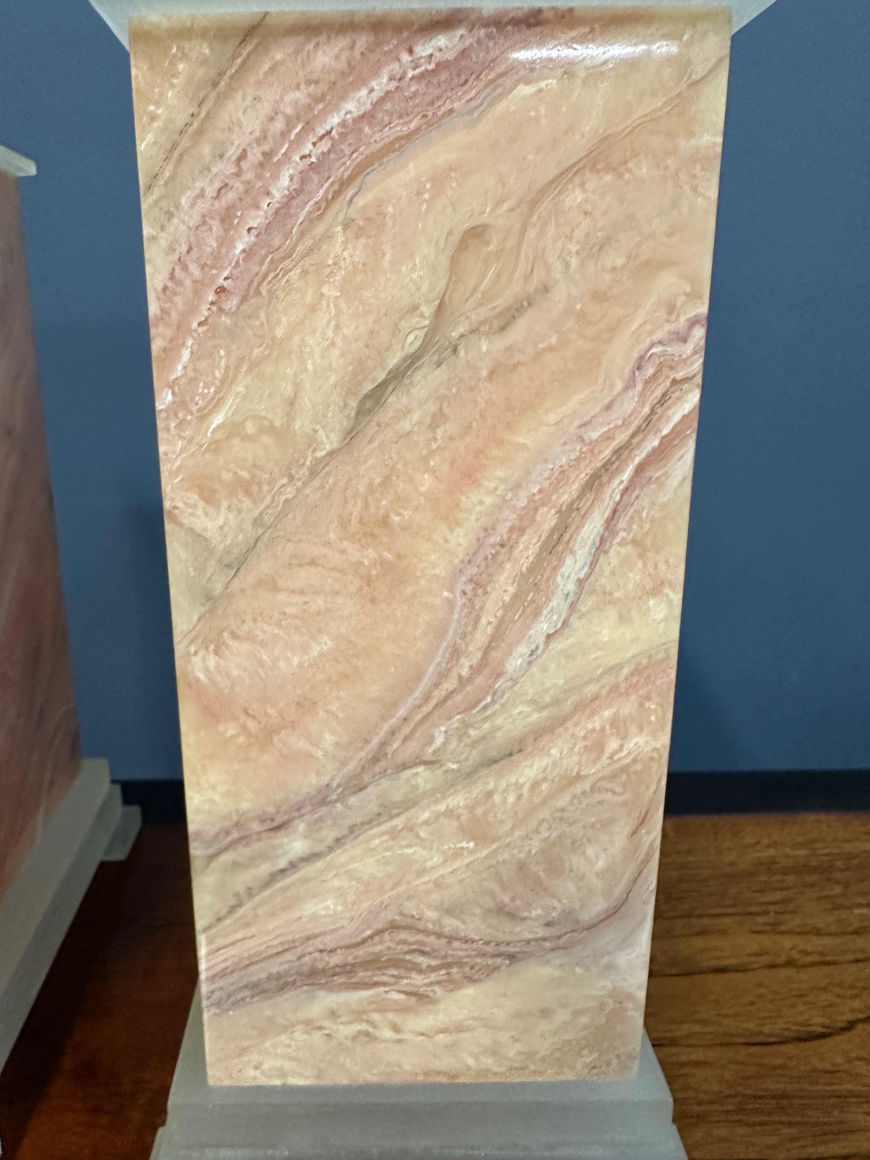 Pair of Faux Marble Table Lamps by Frederick Cooper, 1990 with Brushed Acrylic en venta 3