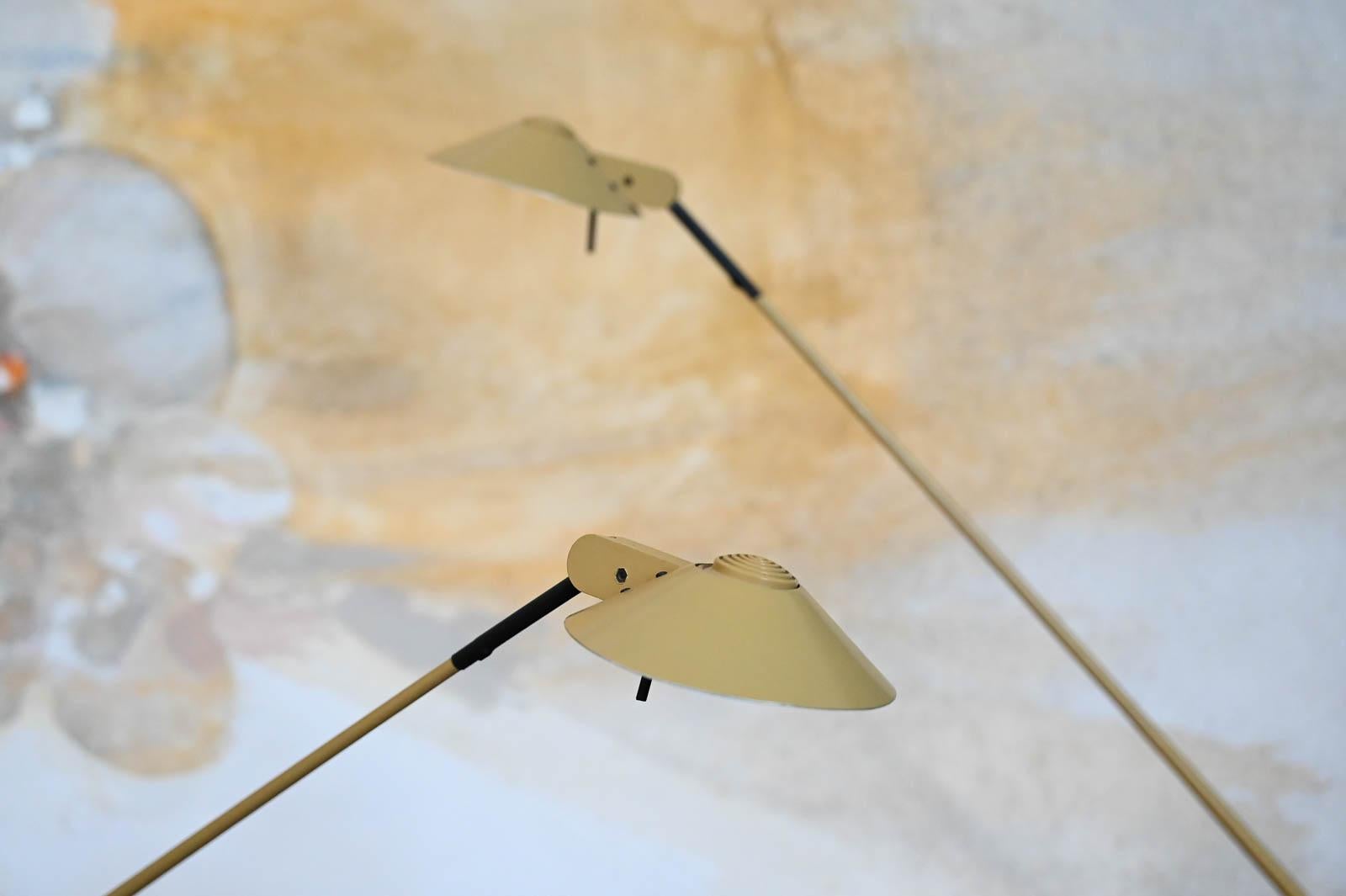 American Pair of 'Feather' Task Lamps by George Kovacs for Robert Sonneman, circa 1980 For Sale