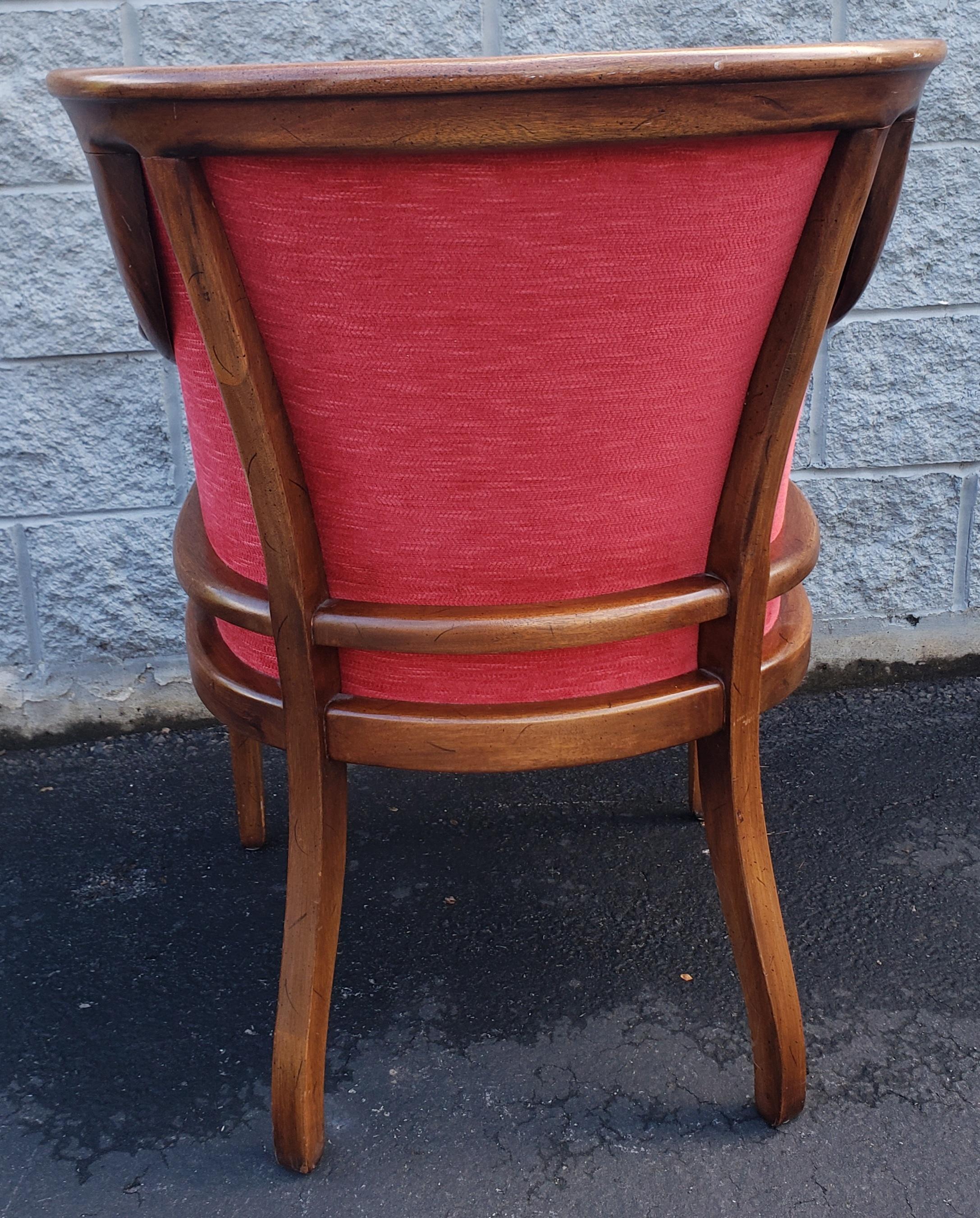 Pair of Federal Style Mahogany Barrel-Back Upholstered Seat and Back Armchairs In Good Condition In Germantown, MD