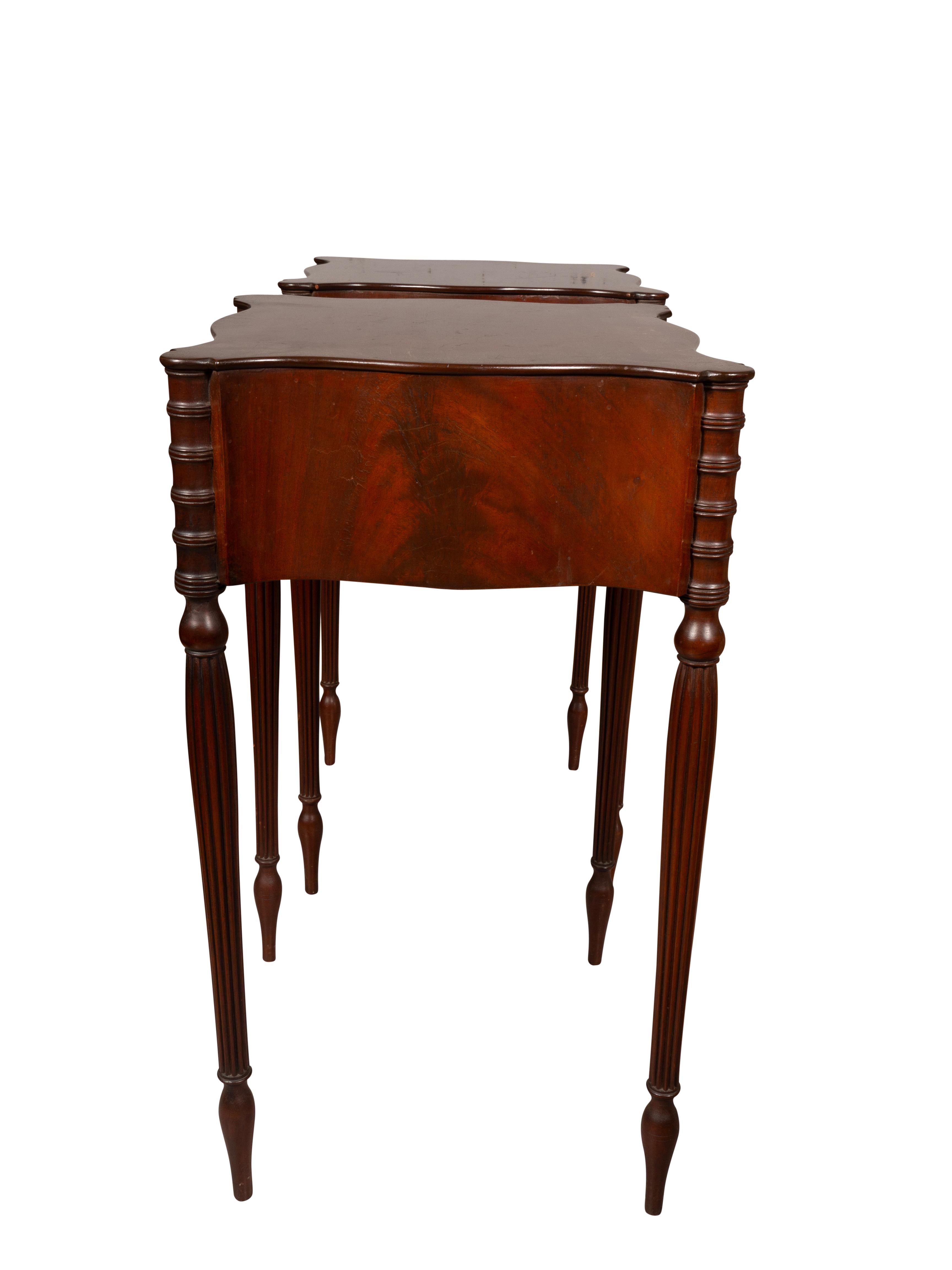 Late 19th Century Pair Of Federal Style Mahogany Side Tables