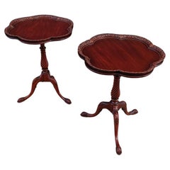 Pair of Federal Style Mahogany Tripod End Tables