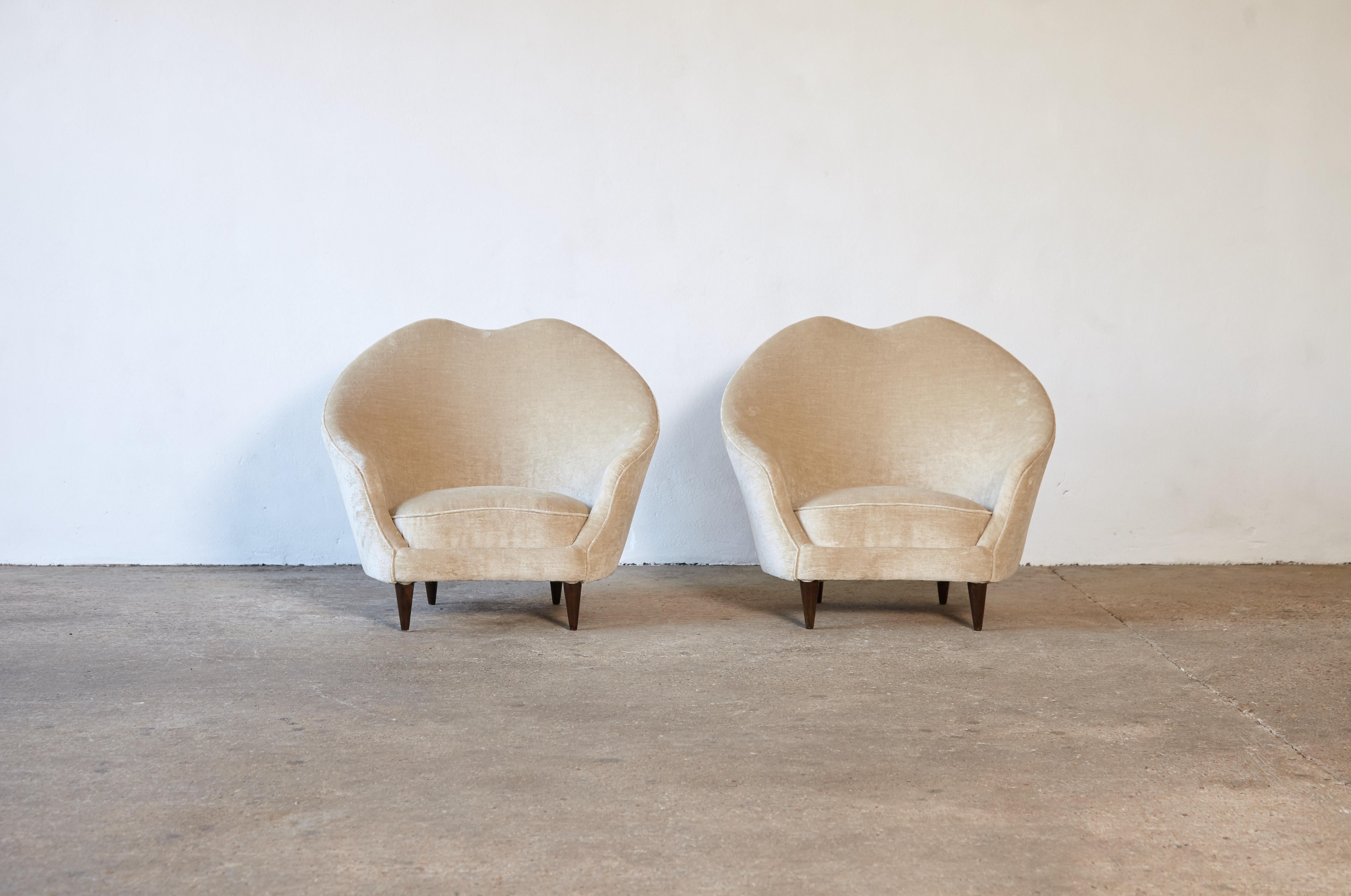 Pair of Federico Munari Lounge Chairs, Italy, 1950s In Good Condition In LEWES, GB