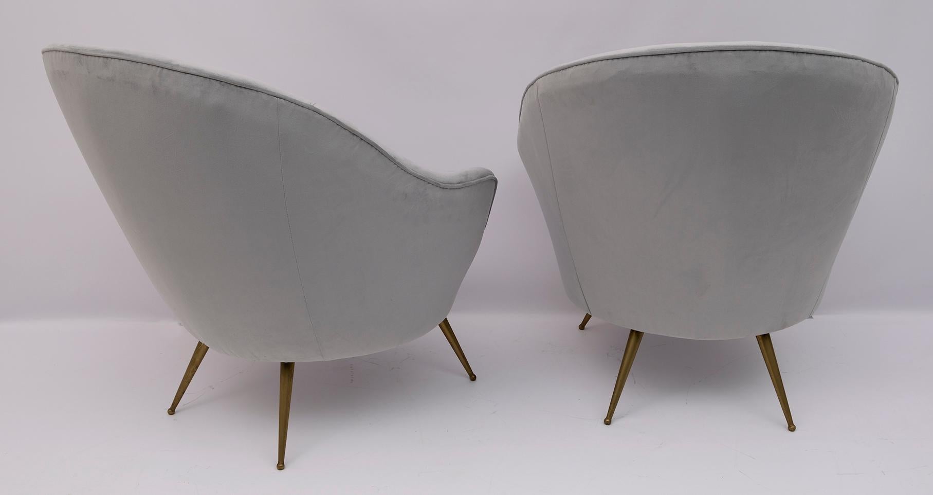 Mid-20th Century Pair of Federico Munari Mid-Century Modern Italian Velvet Armchairs, 1950s For Sale