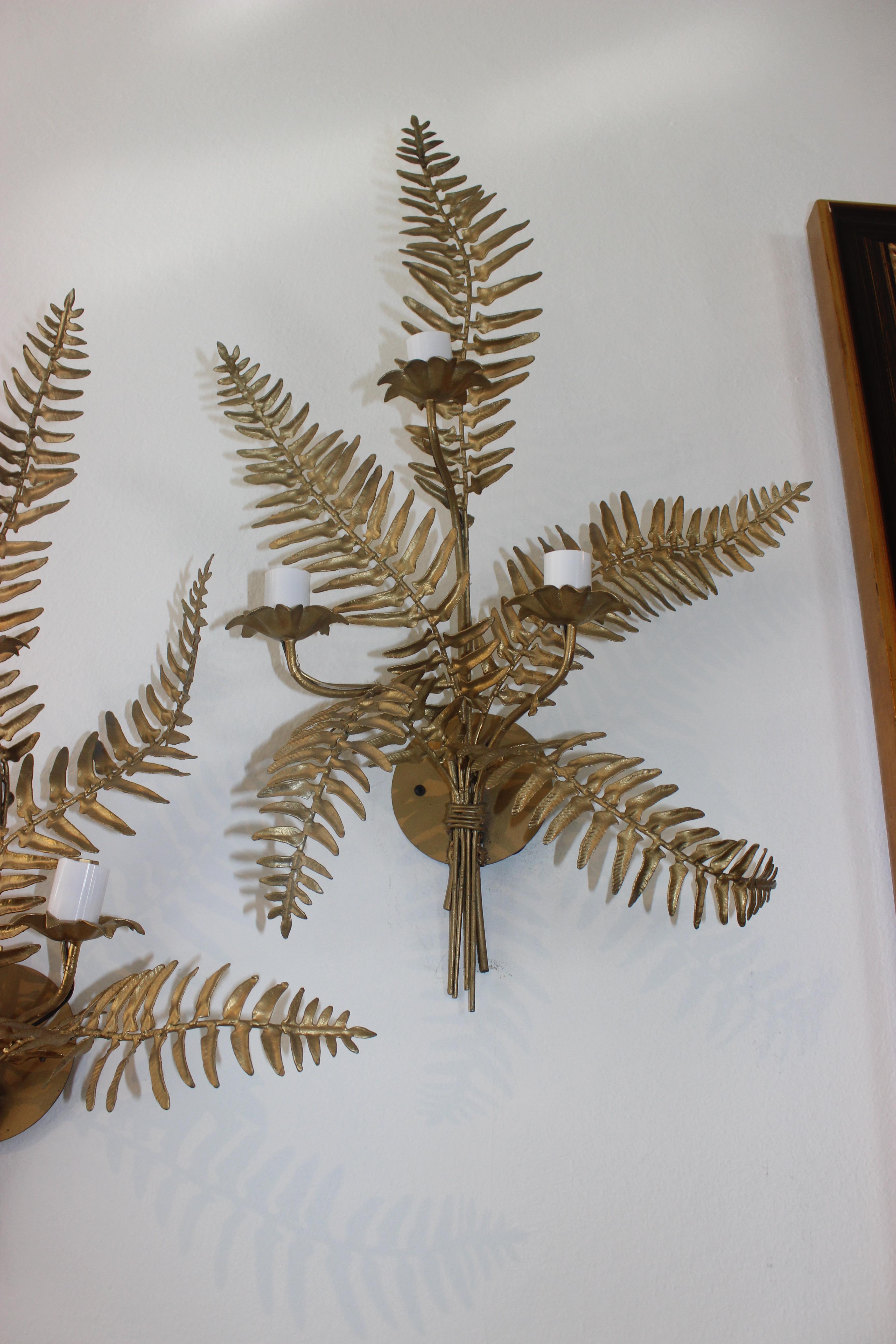 Pair of Fern Form Wall Sconces 5