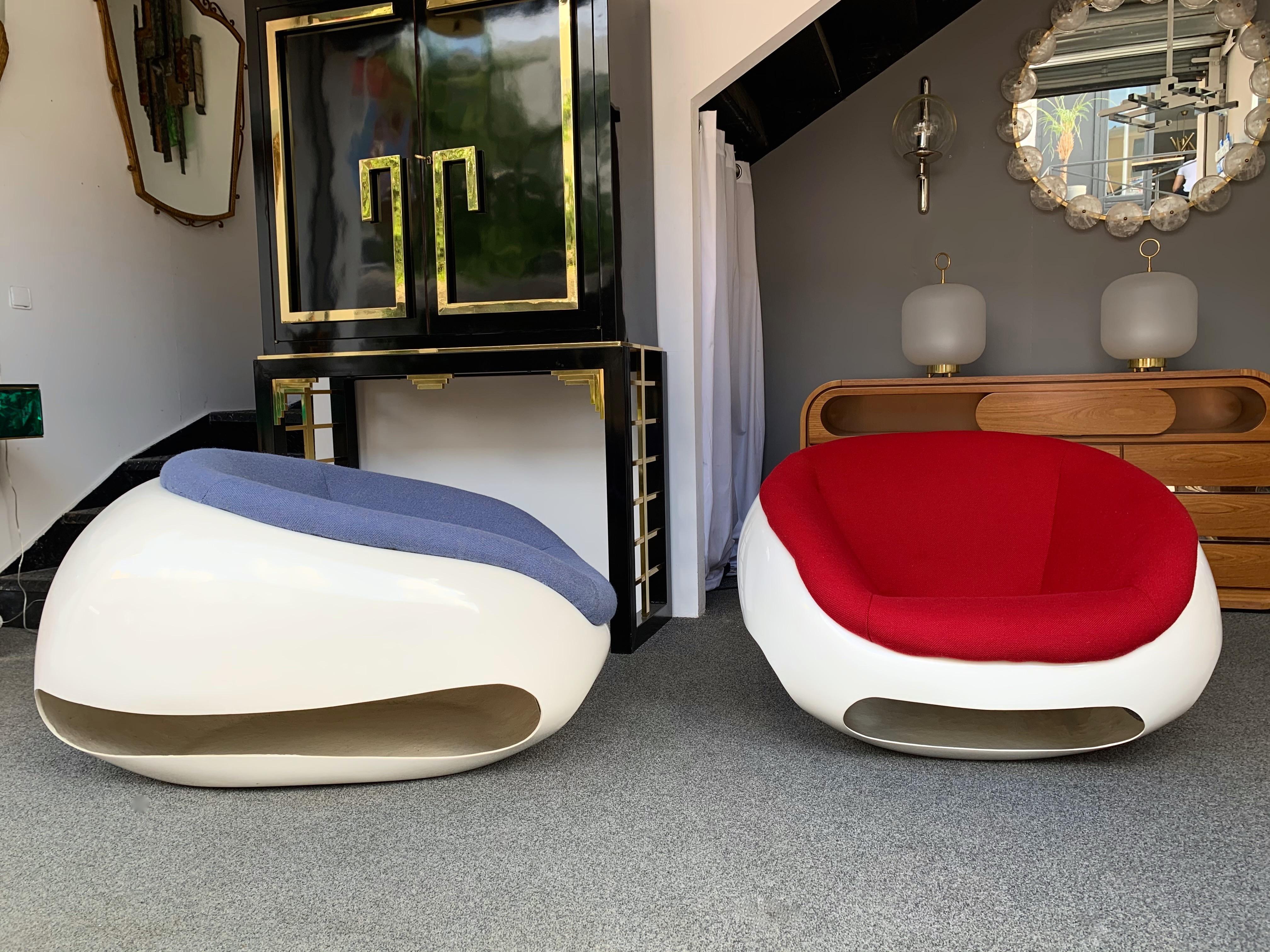 Italian Pair of Fiberglass POD Armchairs by Mario Sabot, Italy, 1970s