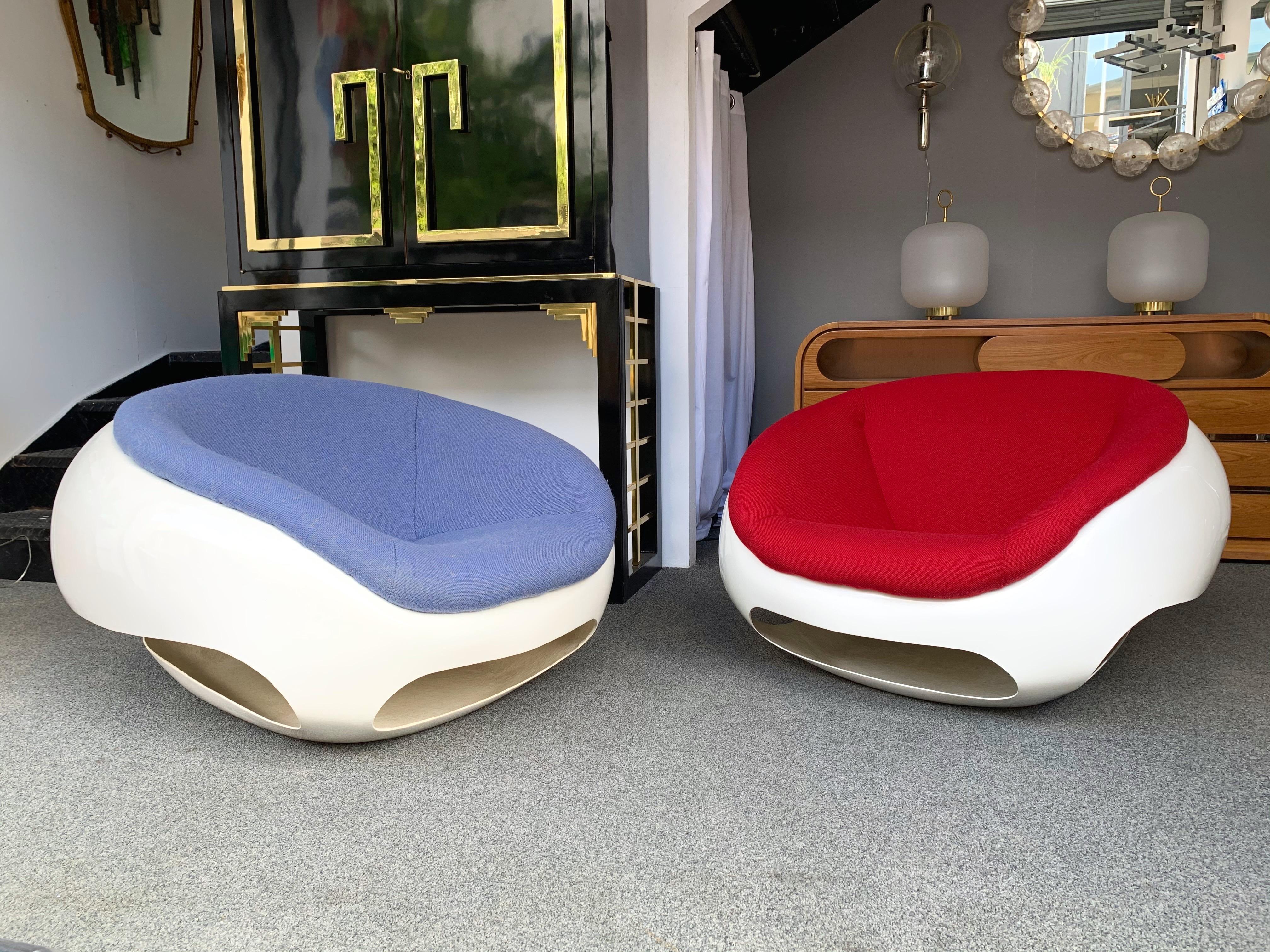 Late 20th Century Pair of Fiberglass POD Armchairs by Mario Sabot, Italy, 1970s