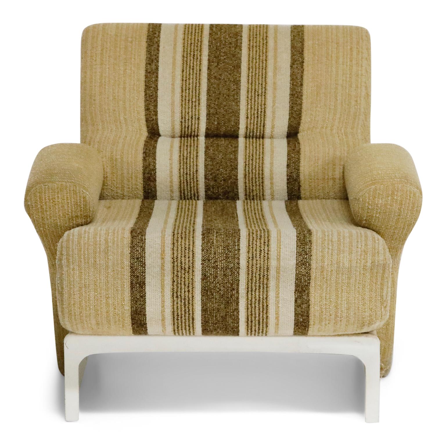 An incredible pair of 1960s fiberglass lounge chairs by Ernst Moeckl, sourced from a boutique hotel on the Baltic Sea, these fantastic scoop armchairs feature tan, cream and brown striped fabric that is in very good vintage condition and is ready to