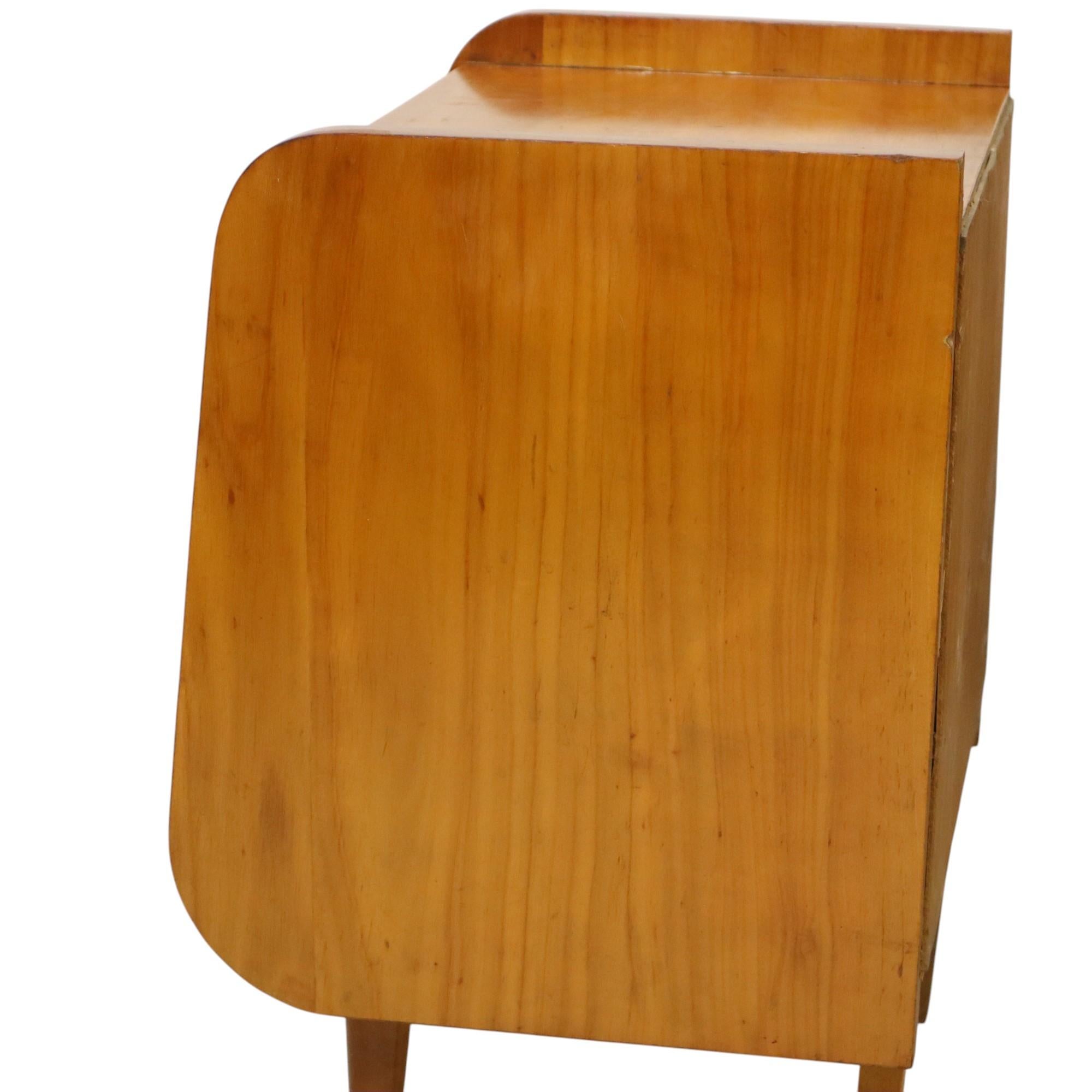 Coppia di comodini in legno Rockabilly degli anni '50 Vintage Design in vendita 2