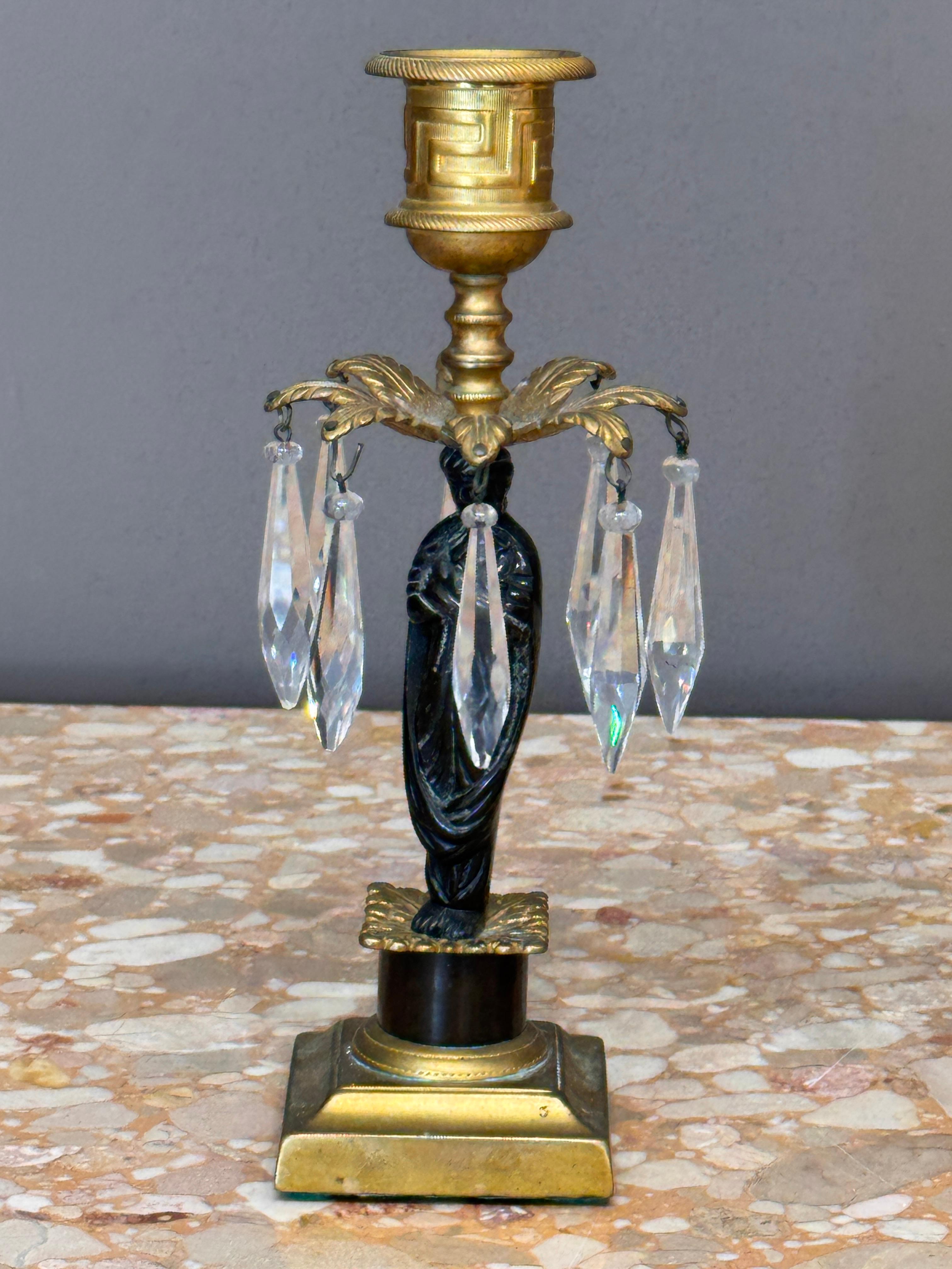 Pair of Figural Ormolu and Patinated Bronze Girandoles Francés en venta