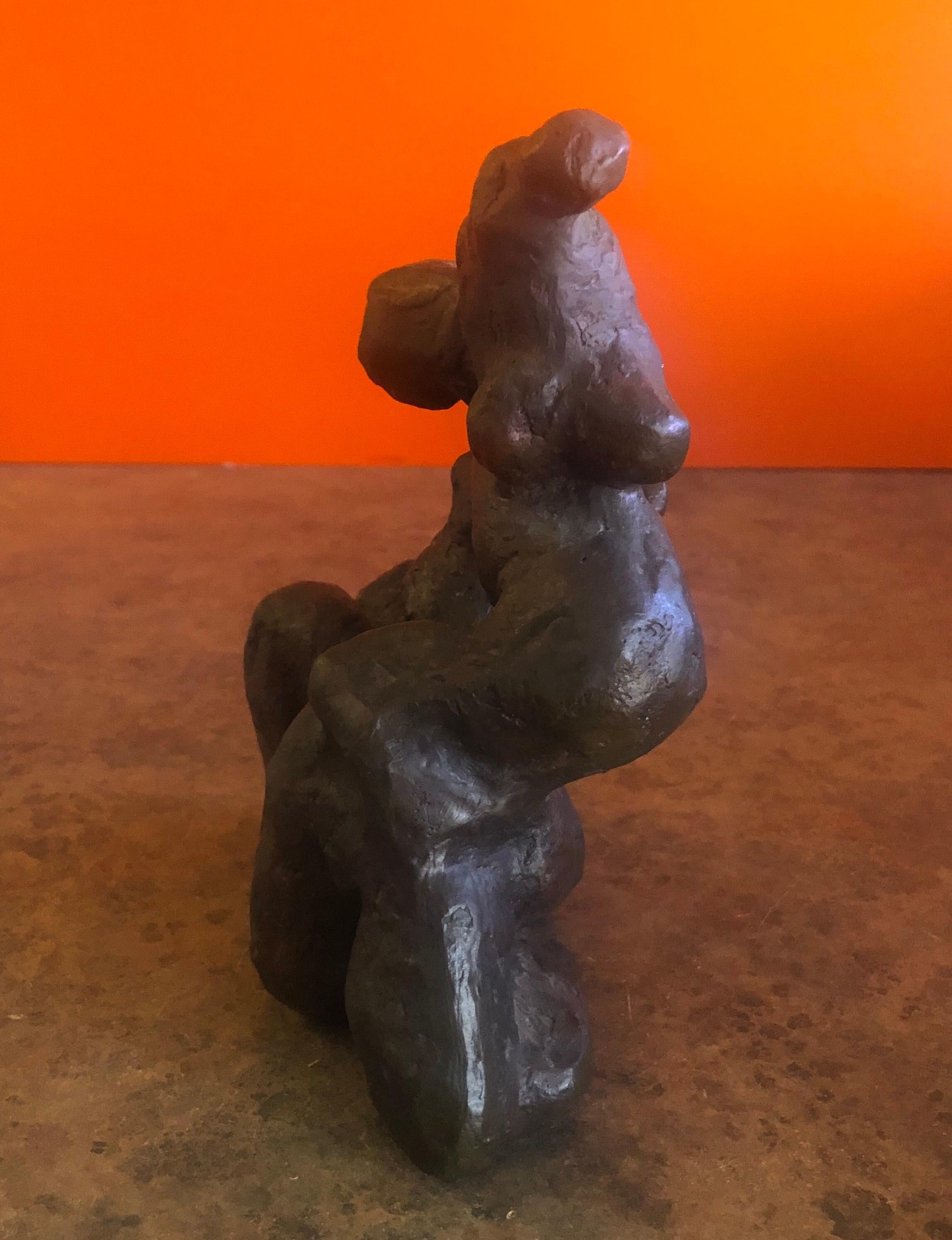 Paar figürliche weibliche Bronzeskulpturen von Robert Winslow im Angebot 4