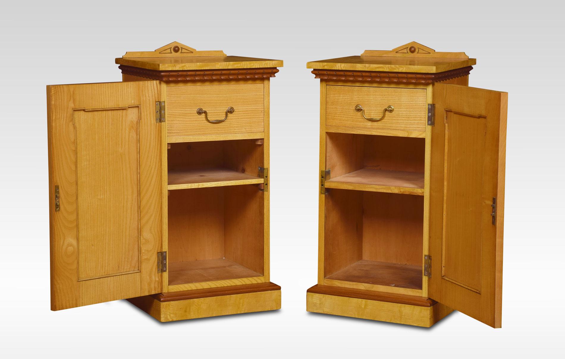 British Pair of Figured Ash Bedside Cabinets For Sale