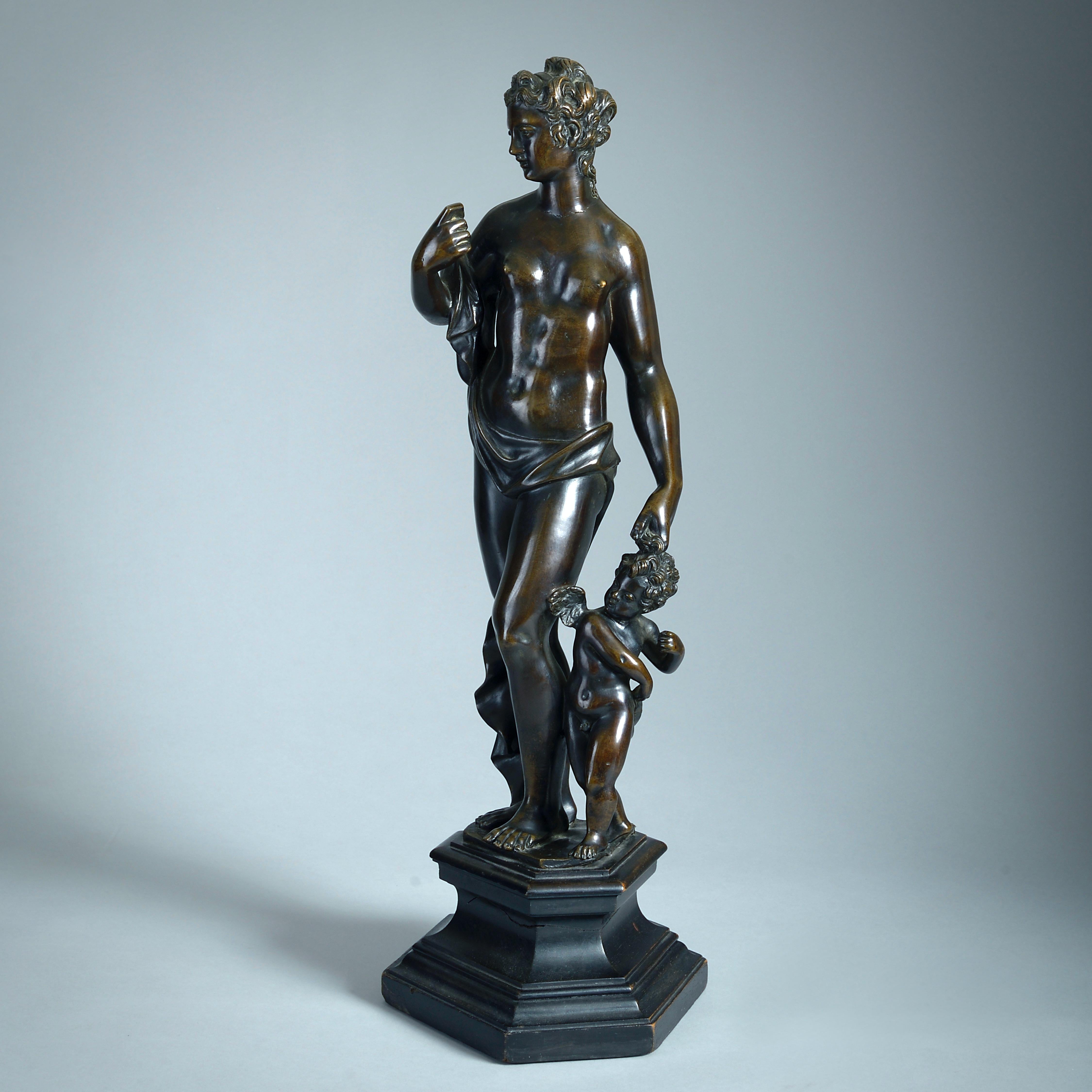 Coppia di figure di Venere e Ammone in vendita 2