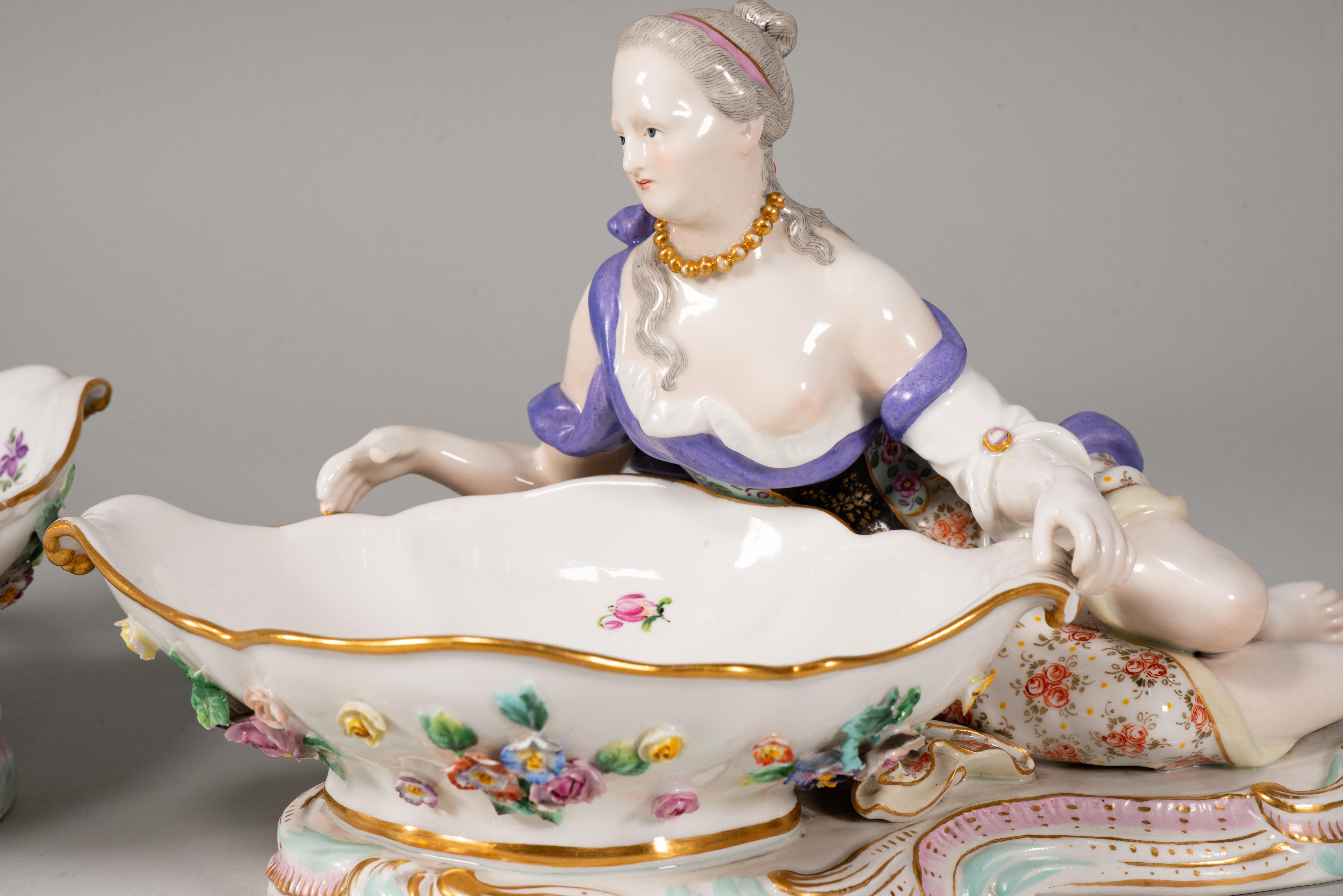 Pair of figurine jam trays. Enameled porcelain. Meissen, late 19th century. For Sale 2