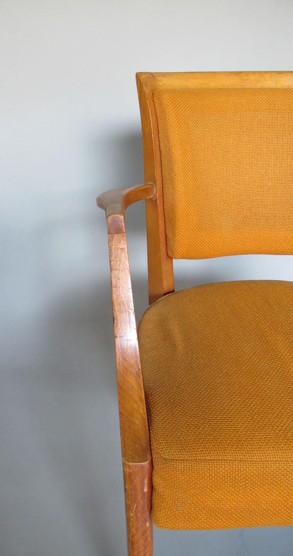 Paire de fauteuils pont en hêtre des années 1930 en vente 10