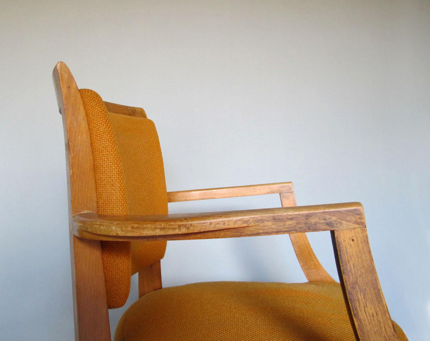 Paire de fauteuils pont en hêtre des années 1930 en vente 11