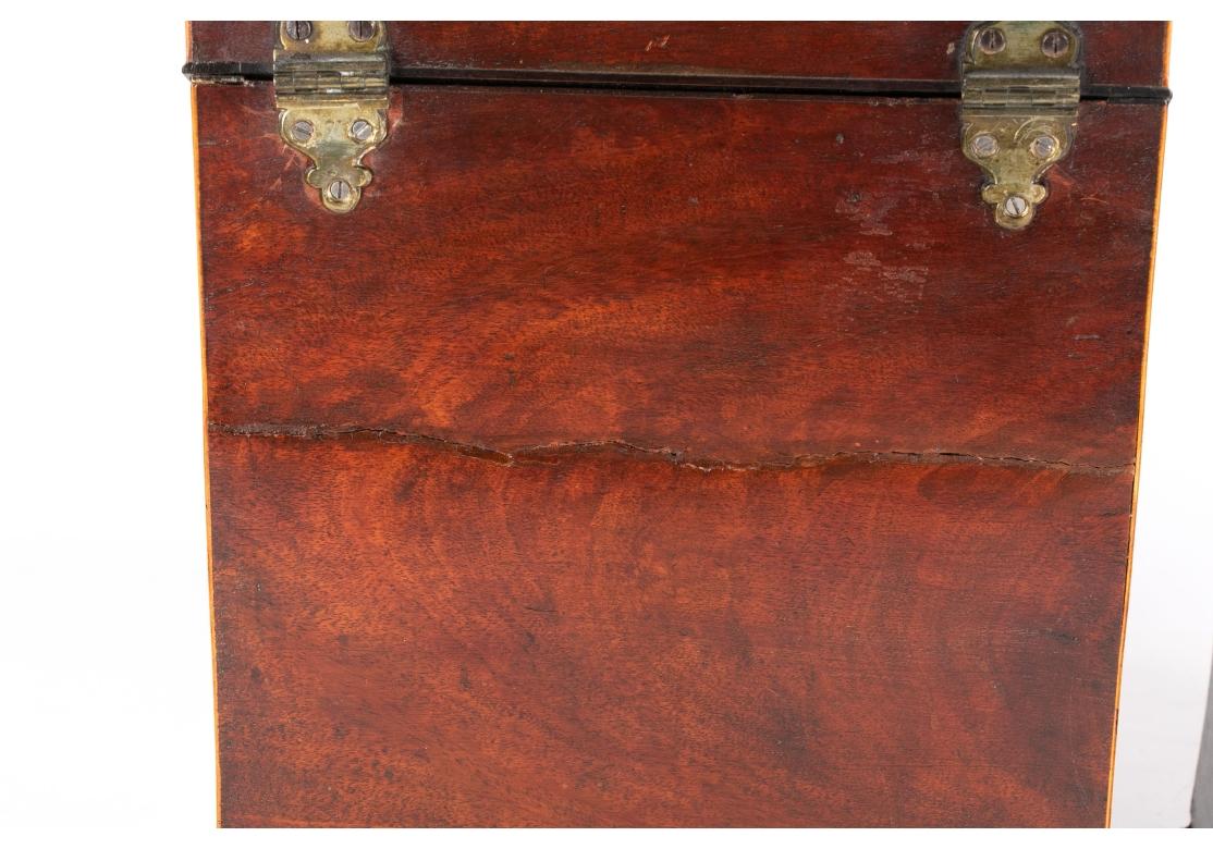 Pareja De Finas Cuchilleras Antiguas Inglesas Georgianas De Caoba en venta 7
