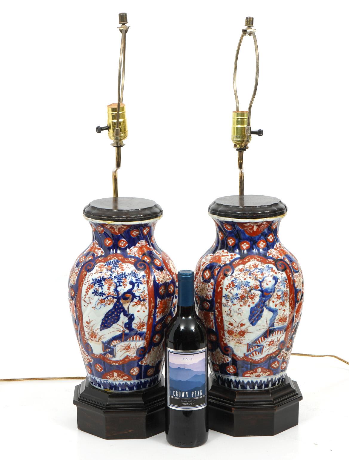 Pair of Fine Antique Japanese Imari Porcelain Lamps In Excellent Condition In Ft. Lauderdale, FL