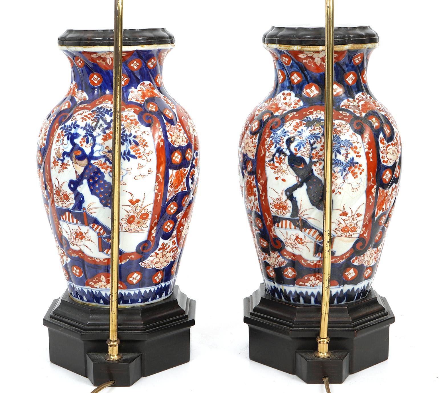 Pair of Fine Antique Japanese Imari Porcelain Lamps 3
