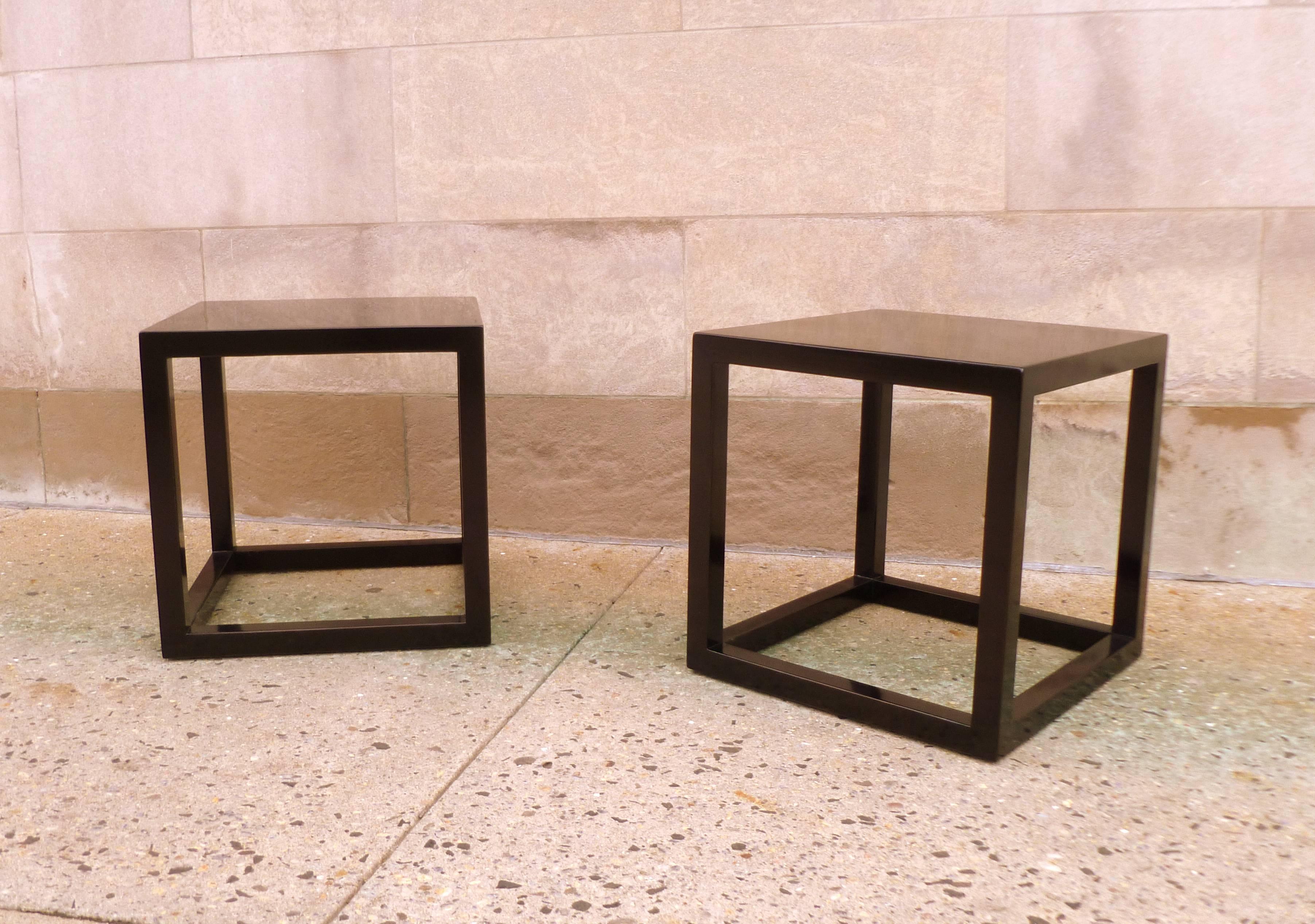 Mid-20th Century Pair of Fine Black Lacquer End Tables