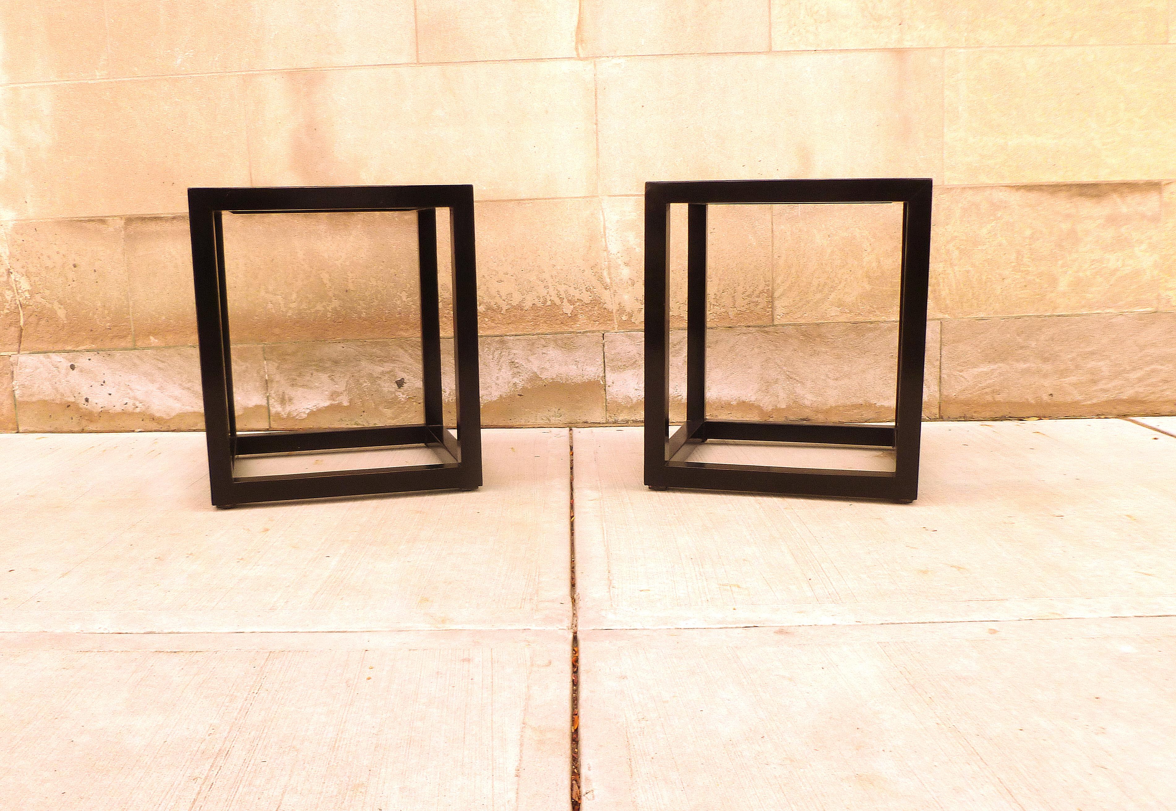 Pair of Fine Black Lacquer End Tables For Sale 2