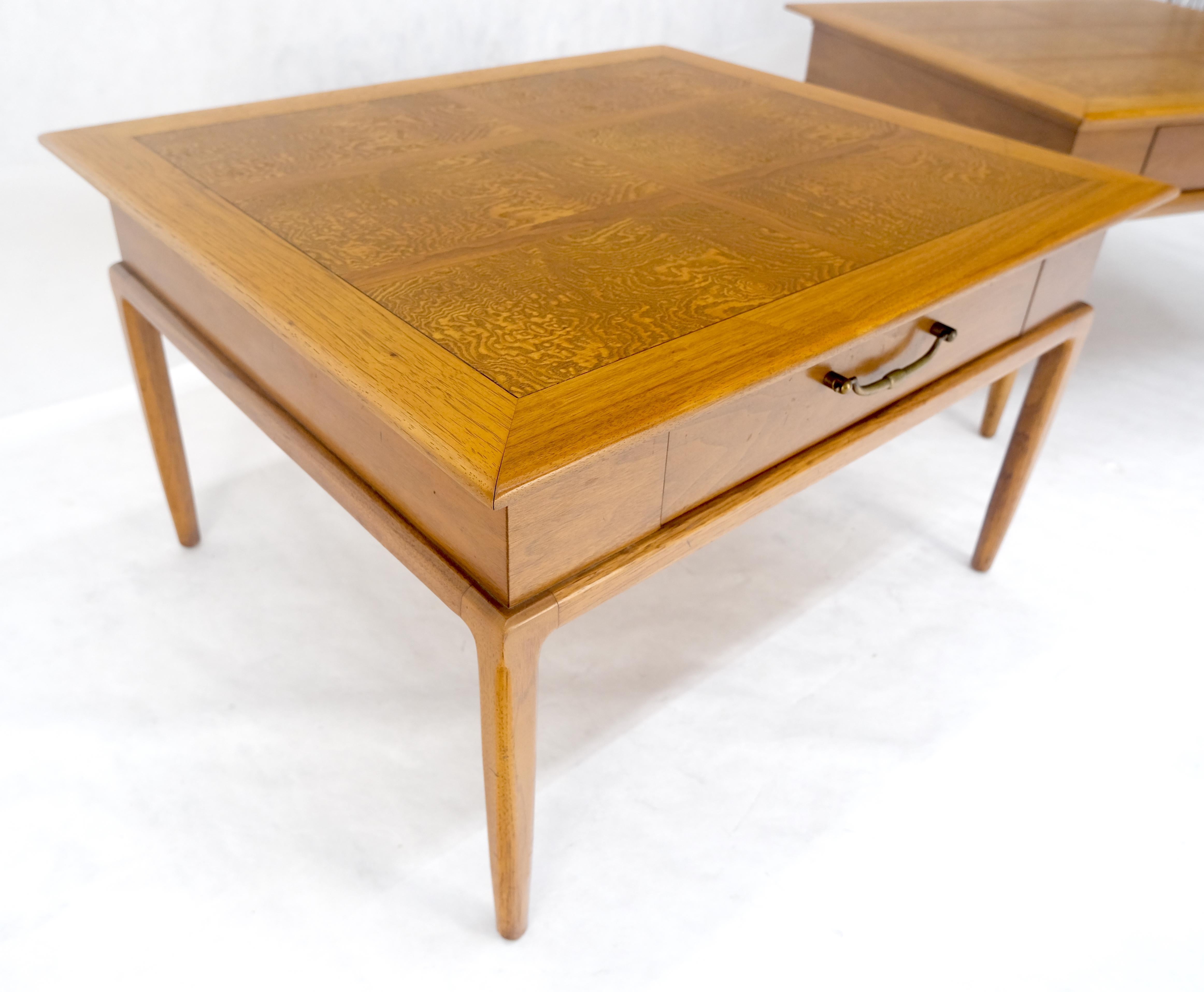 Paire de tables d'appoint carrées en érable tigré blond à un tiroir MINT en vente 6