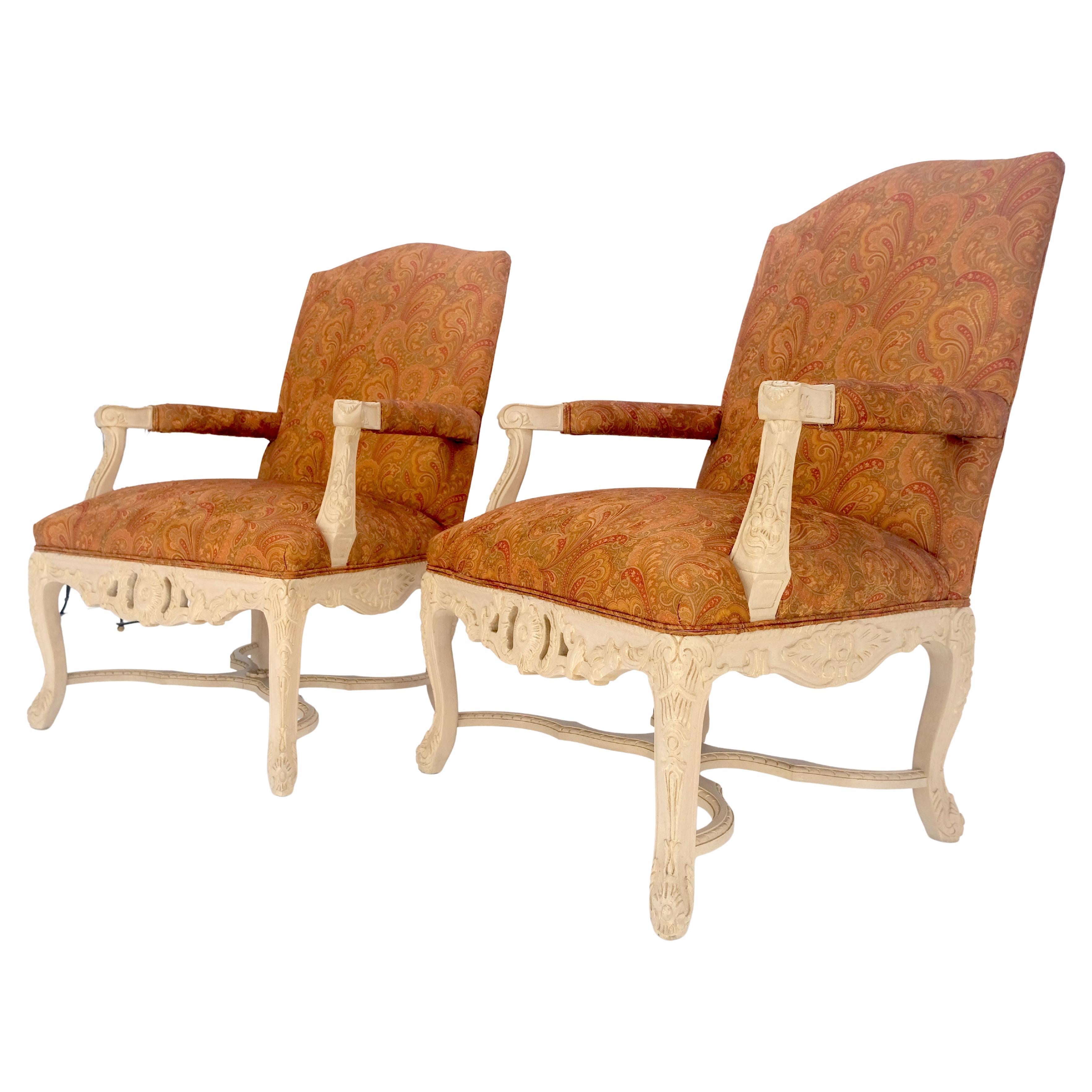 Paar feine geschnitzte Weißlack-Rouge-Polsterung Arm Club Chairs MINT im Angebot