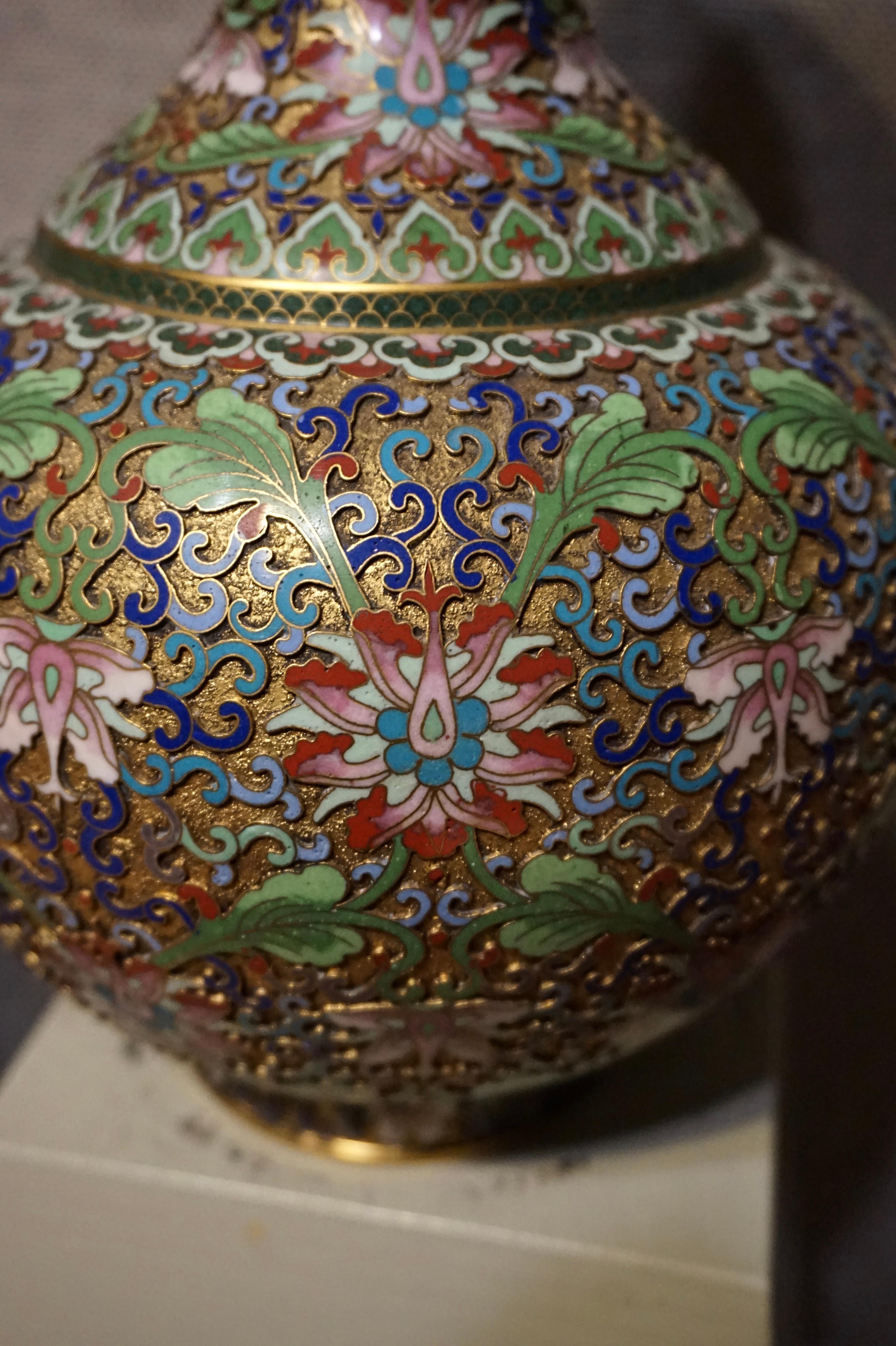 Pair of Fine Chinese Cloisonne Gooseneck Vases 4