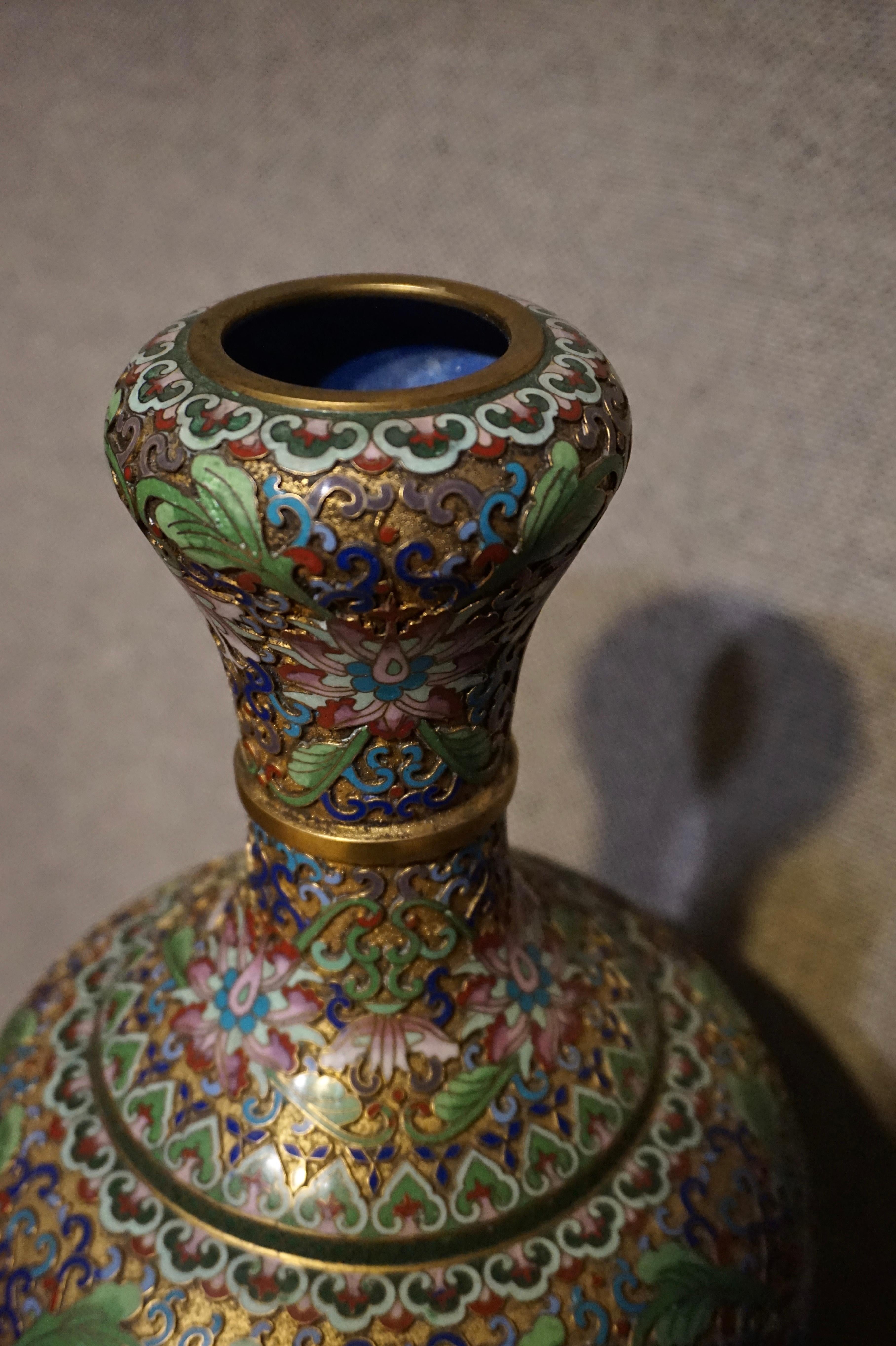 Pair of Fine Chinese Cloisonne Gooseneck Vases 1