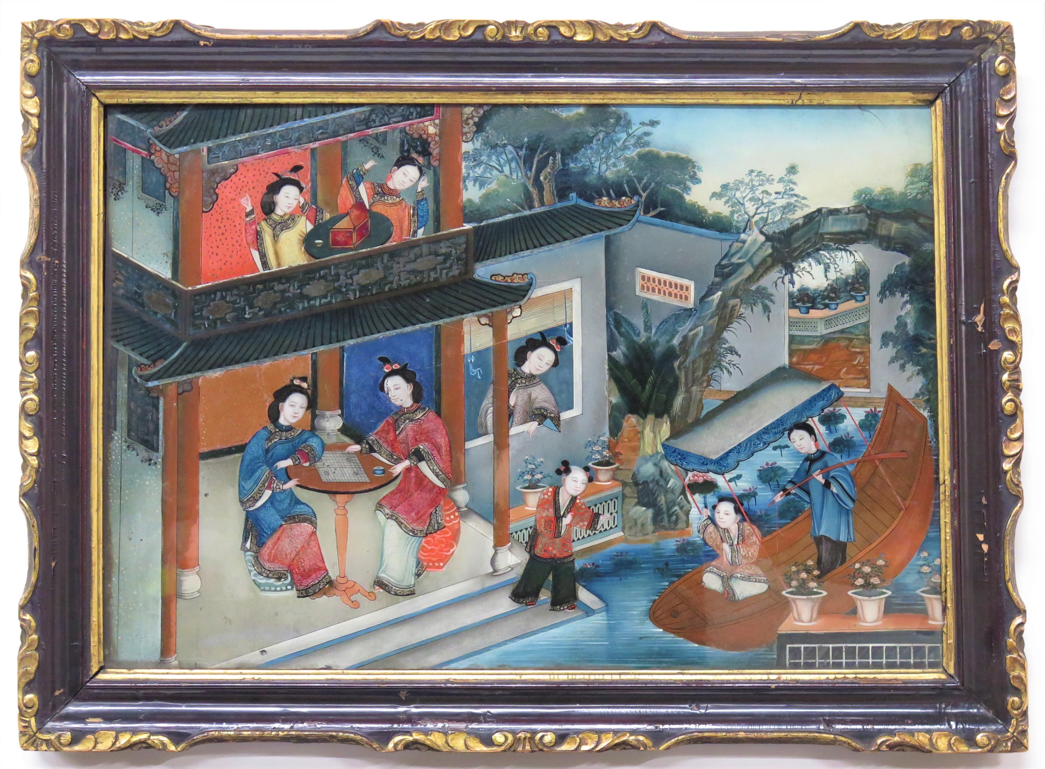ein Paar chinesische Export-Hinterglasbilder aus dem 19. Jahrhundert, die Szenen von Adeligen in einem Palast darstellen, der zu schönen Gärten hin offen ist, Originalrahmen, inspiriert vom englischen Geschmack, der gemeinhin als  
