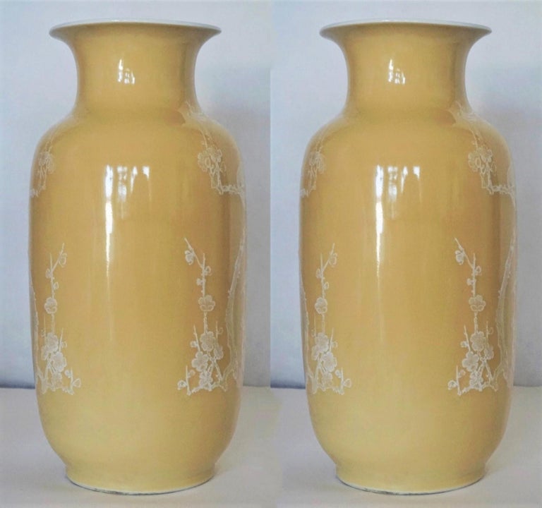 Pair Large Fine Chinese YellowGround Decorated Vases Early 20th