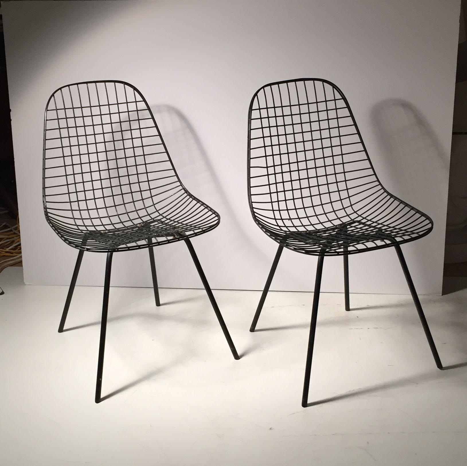 Ein Paar schöne frühe DKX-Stühle von Charles Eames für Herman Miller im Zustand „Gut“ im Angebot in Chicago, IL