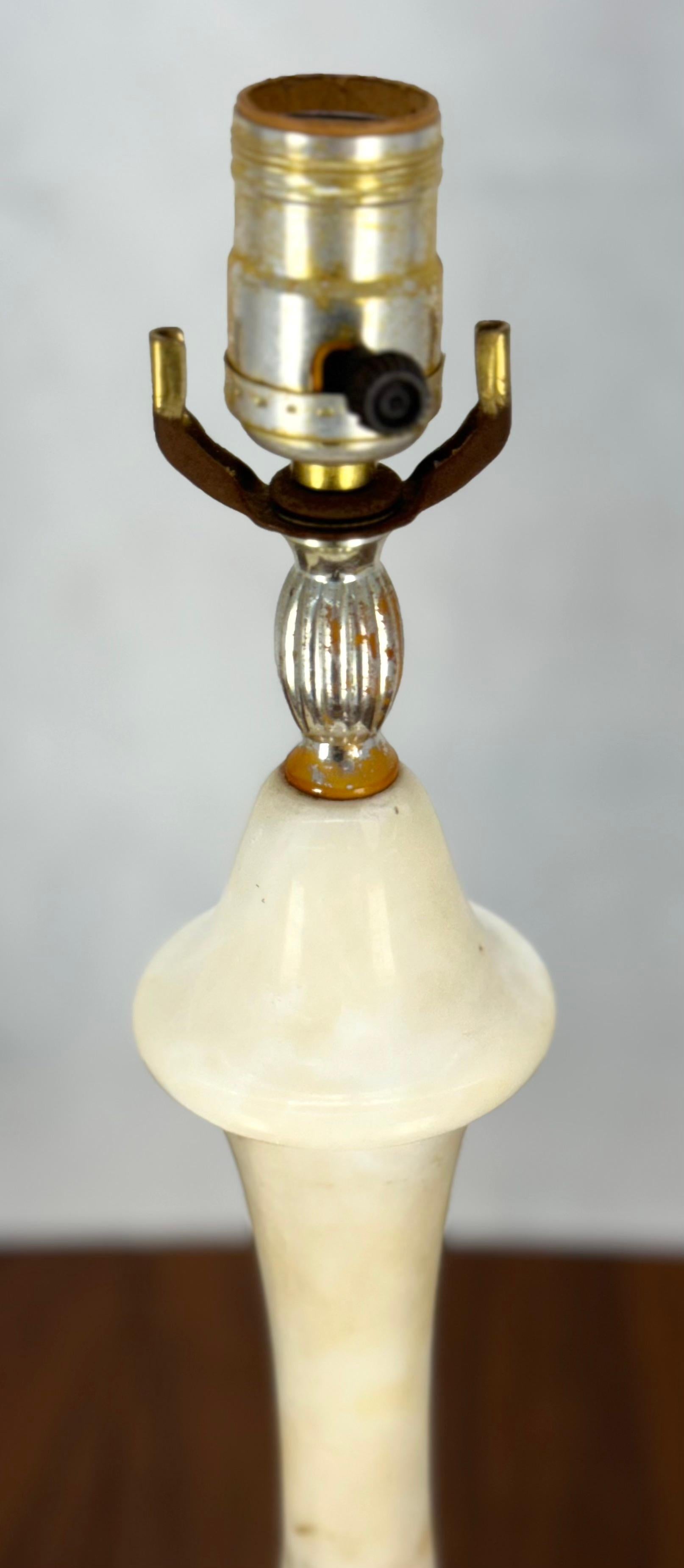 Polished Pair of Fine Elegant Alabaster Marble Onion Shape Bases Table Lamps Clean! For Sale