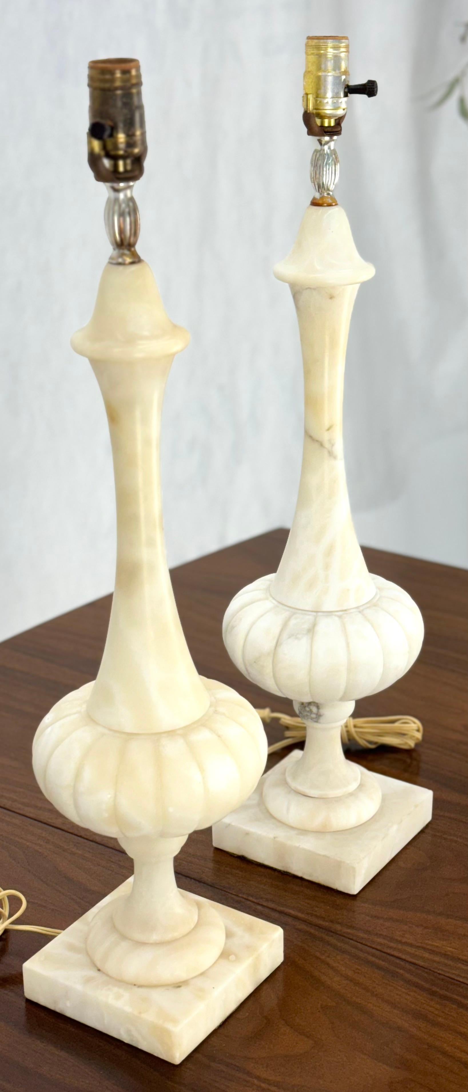 20th Century Pair of Fine Elegant Alabaster Marble Onion Shape Bases Table Lamps Clean! For Sale