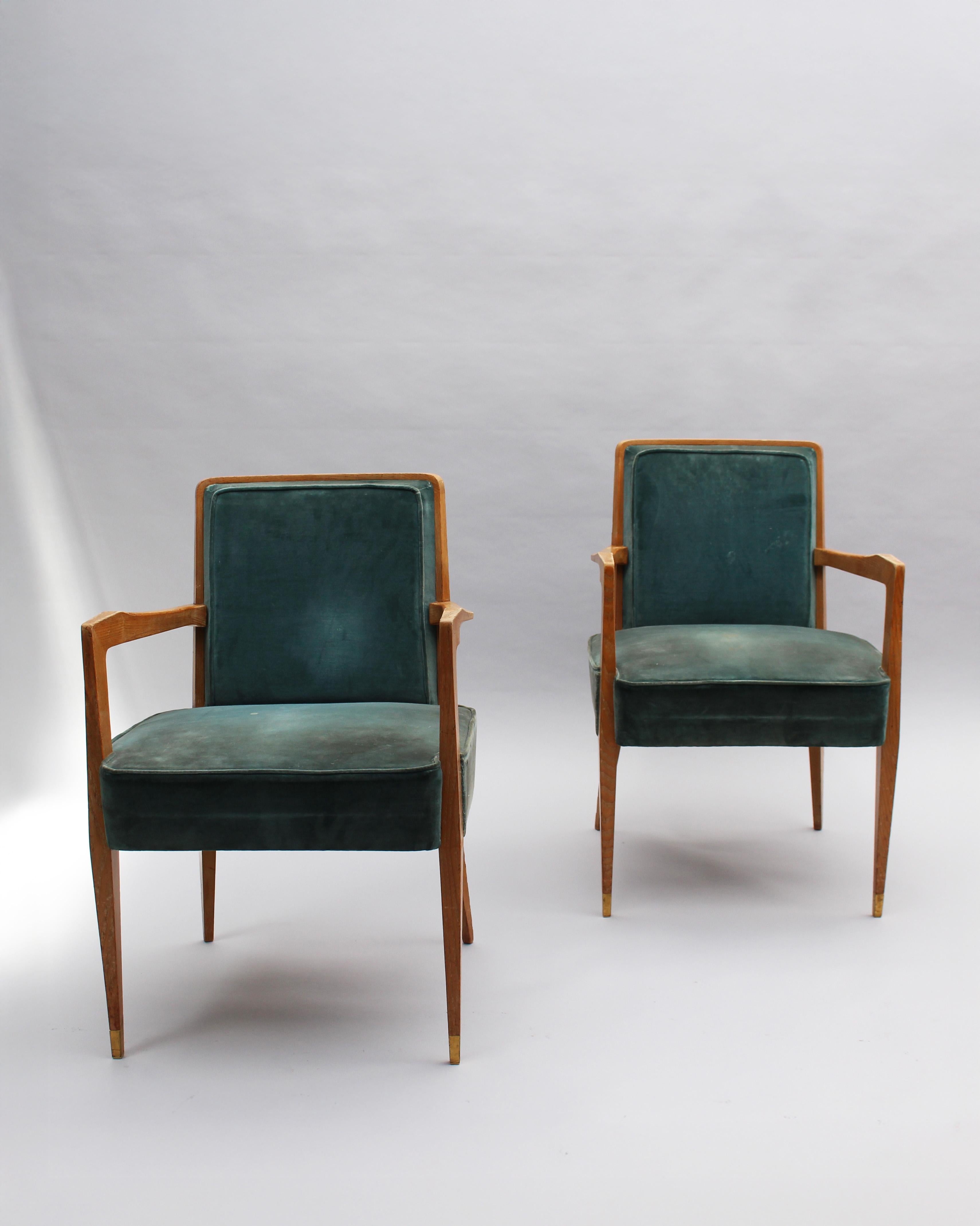 Raphael (1912-2000) - Coppia di raffinate poltrone francesi di metà secolo in frassino massiccio

Bibliografia: Mobilier et Decoration, aprile 1952, pagina 17
