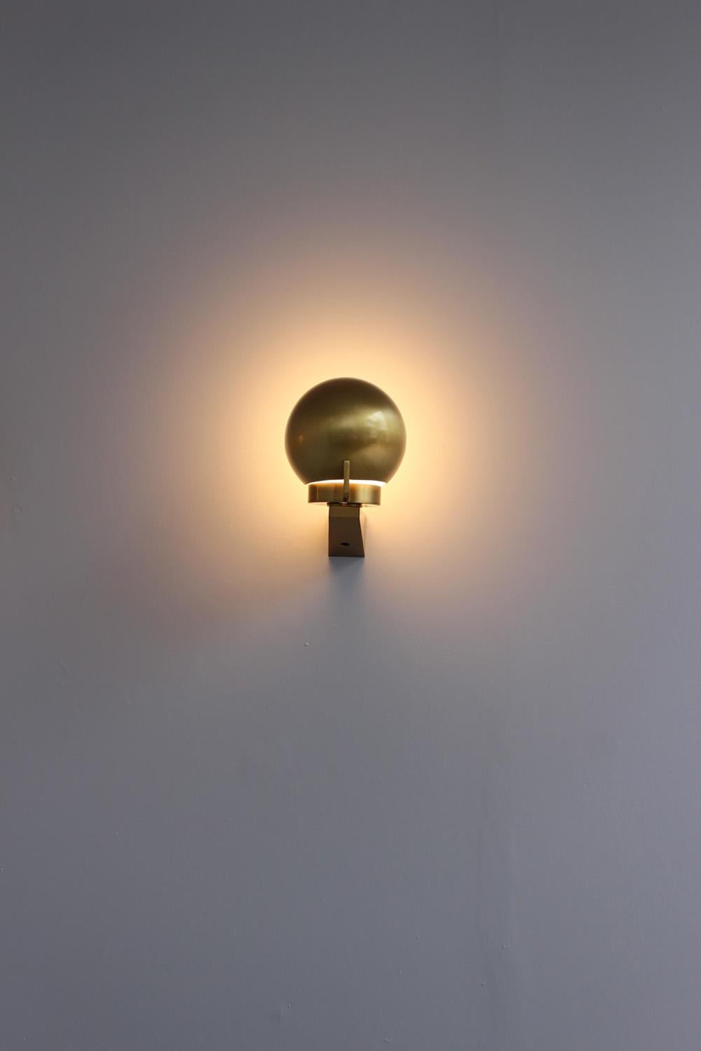Paire d'appliques / lampes de lecture Art Déco françaises en bronze et verre par Perzel en vente 4