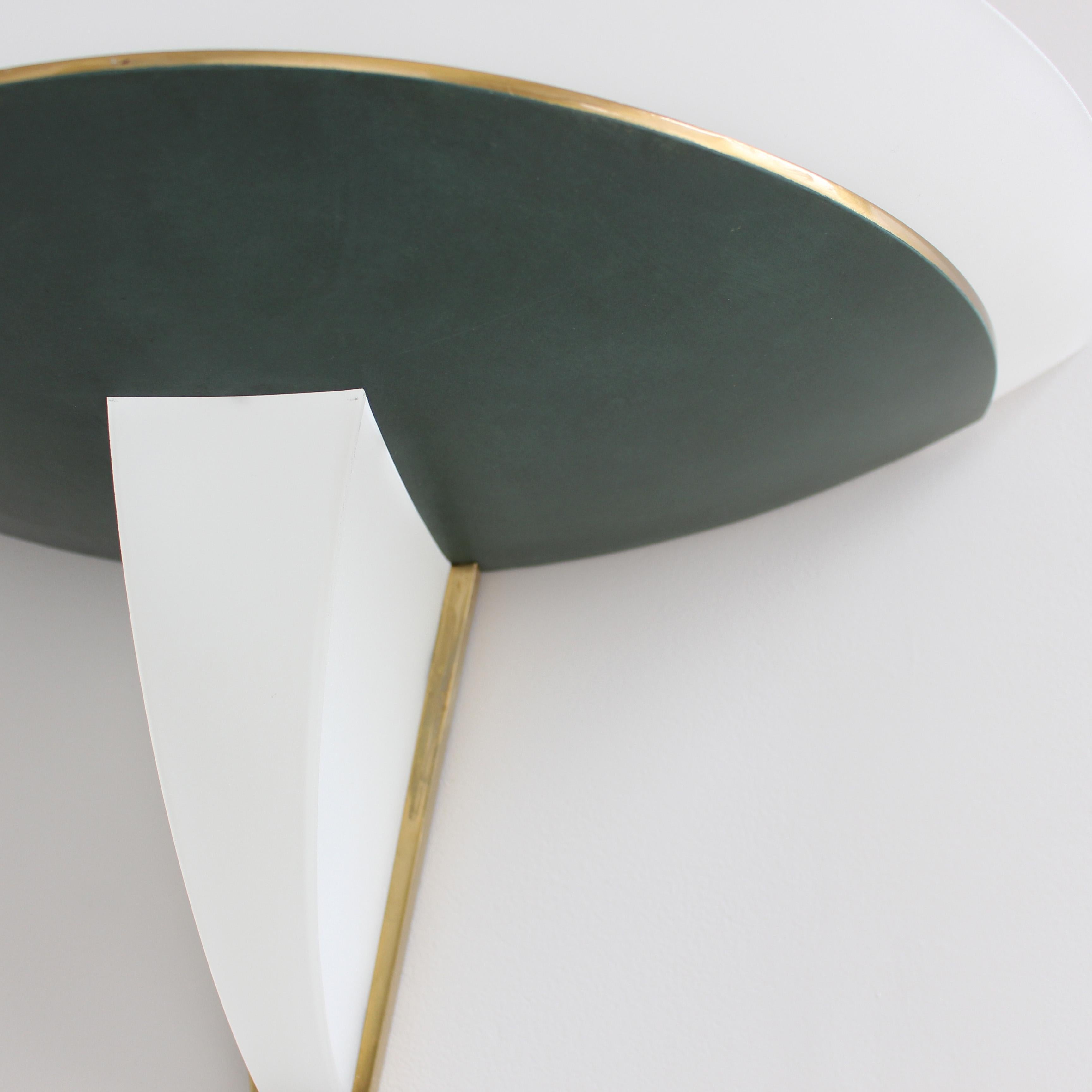 Paire d'appliques en verre et bronze patiné vert de Perzel, de style Artfulene Green Deco en vente 2
