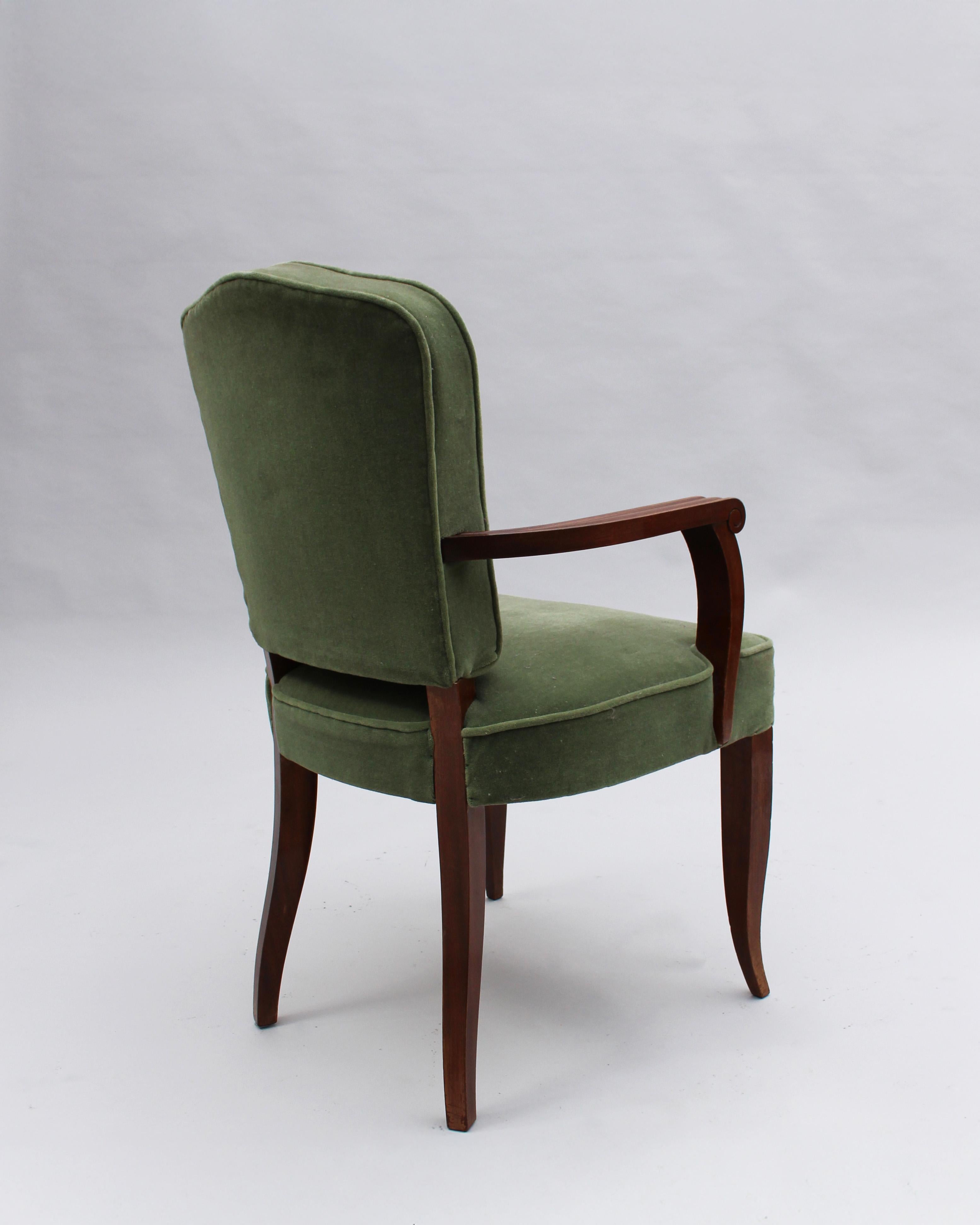 Ein Paar feiner französischer Mahagoni-Sessel im Art-déco-Stil von Gaston Poisson im Angebot 2