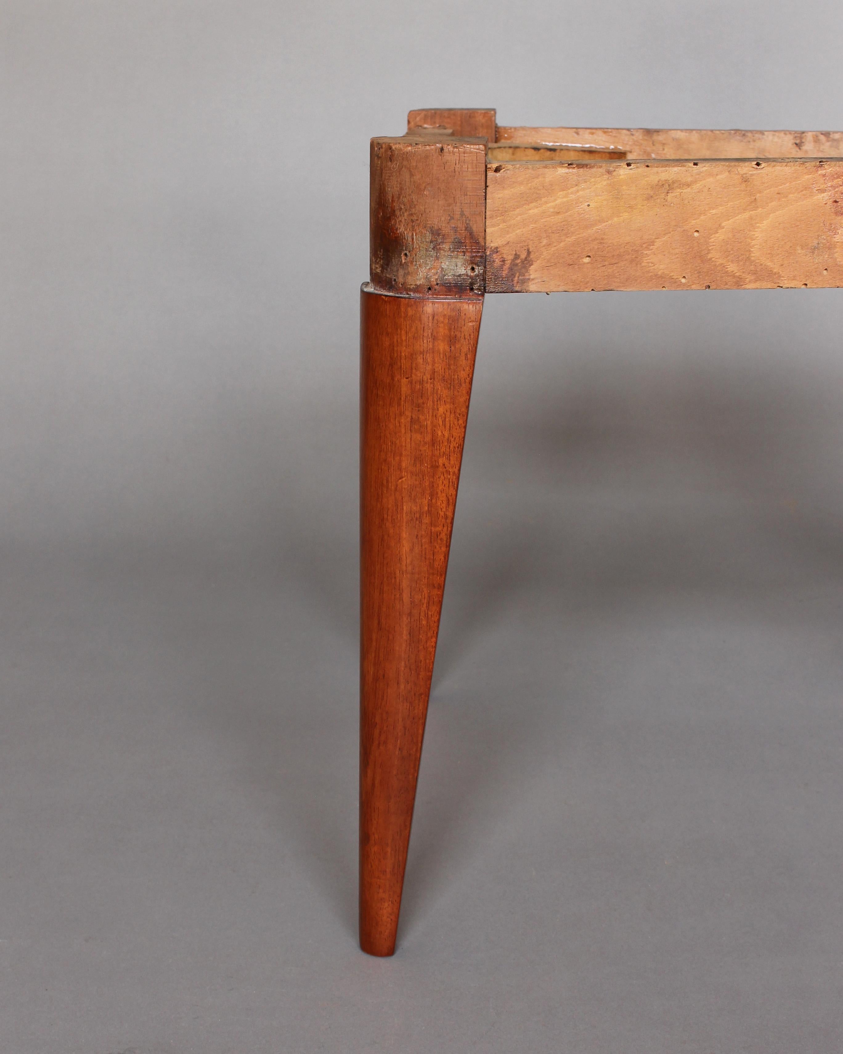 Paire de chaises d'appoint Art Déco françaises en acajou en vente 6