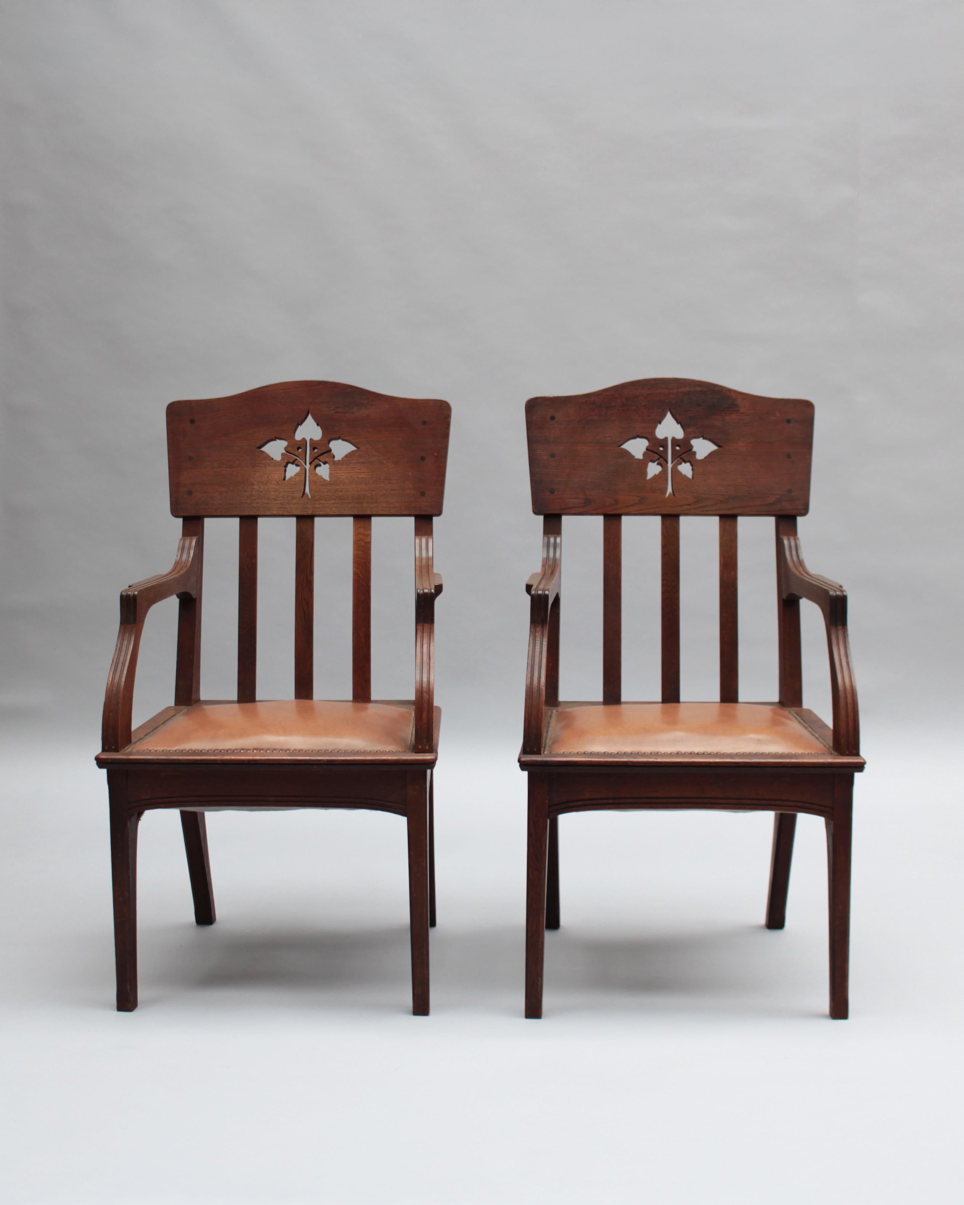 Pair of Fine French Art Nouveau Solid Oak Armchairs by Leon Jallot In Good Condition For Sale In Long Island City, NY