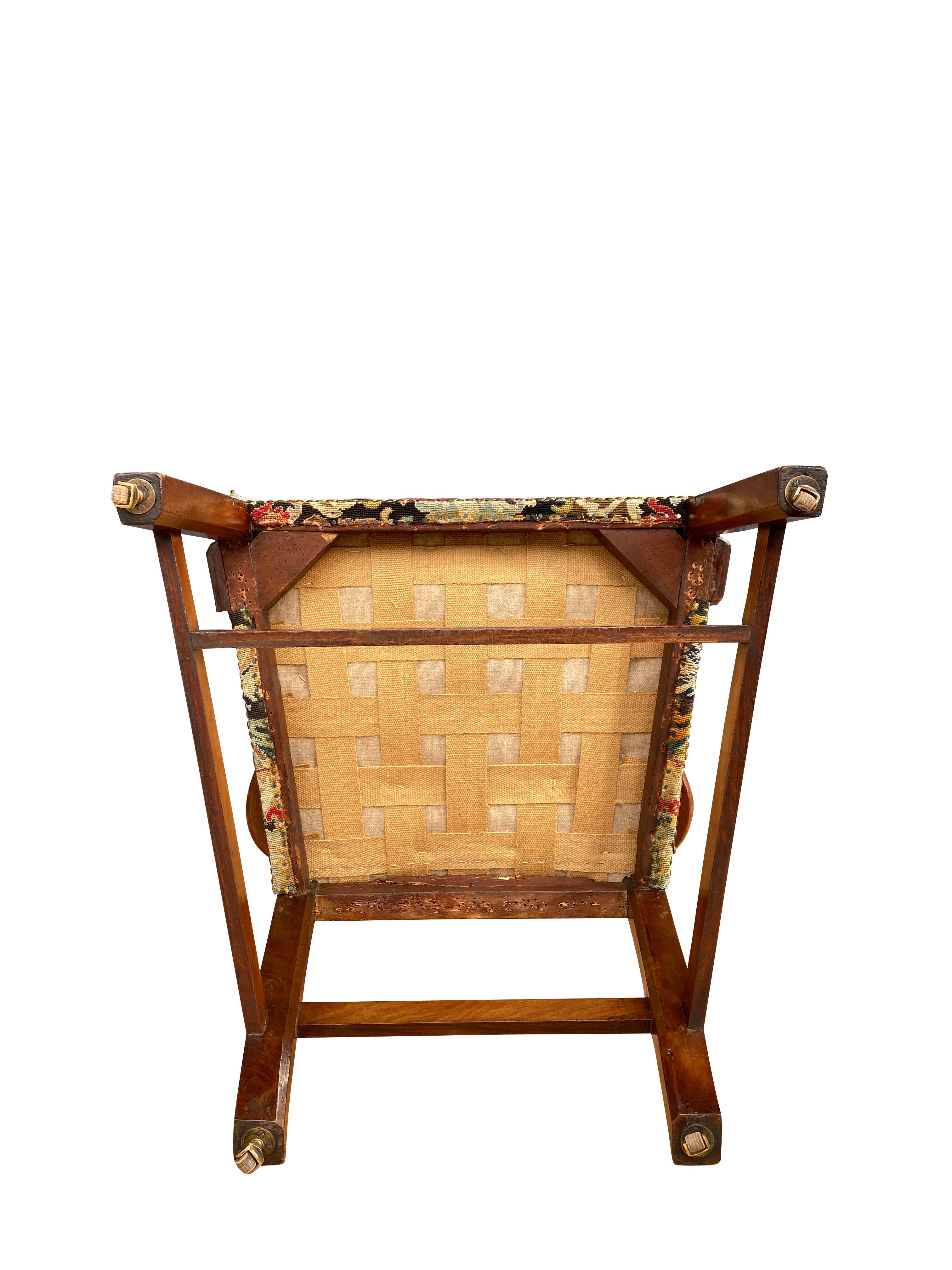 Paar feine Mahagoni-Sessel aus der Zeit von George III. im Angebot 9