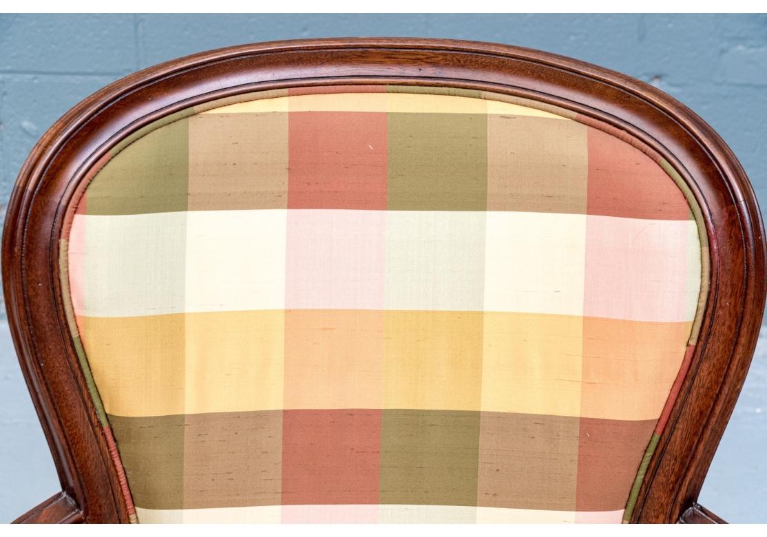 Pair Of Fine Hickory Chair Silk Upholstered Bergere Armchairs im Angebot 2