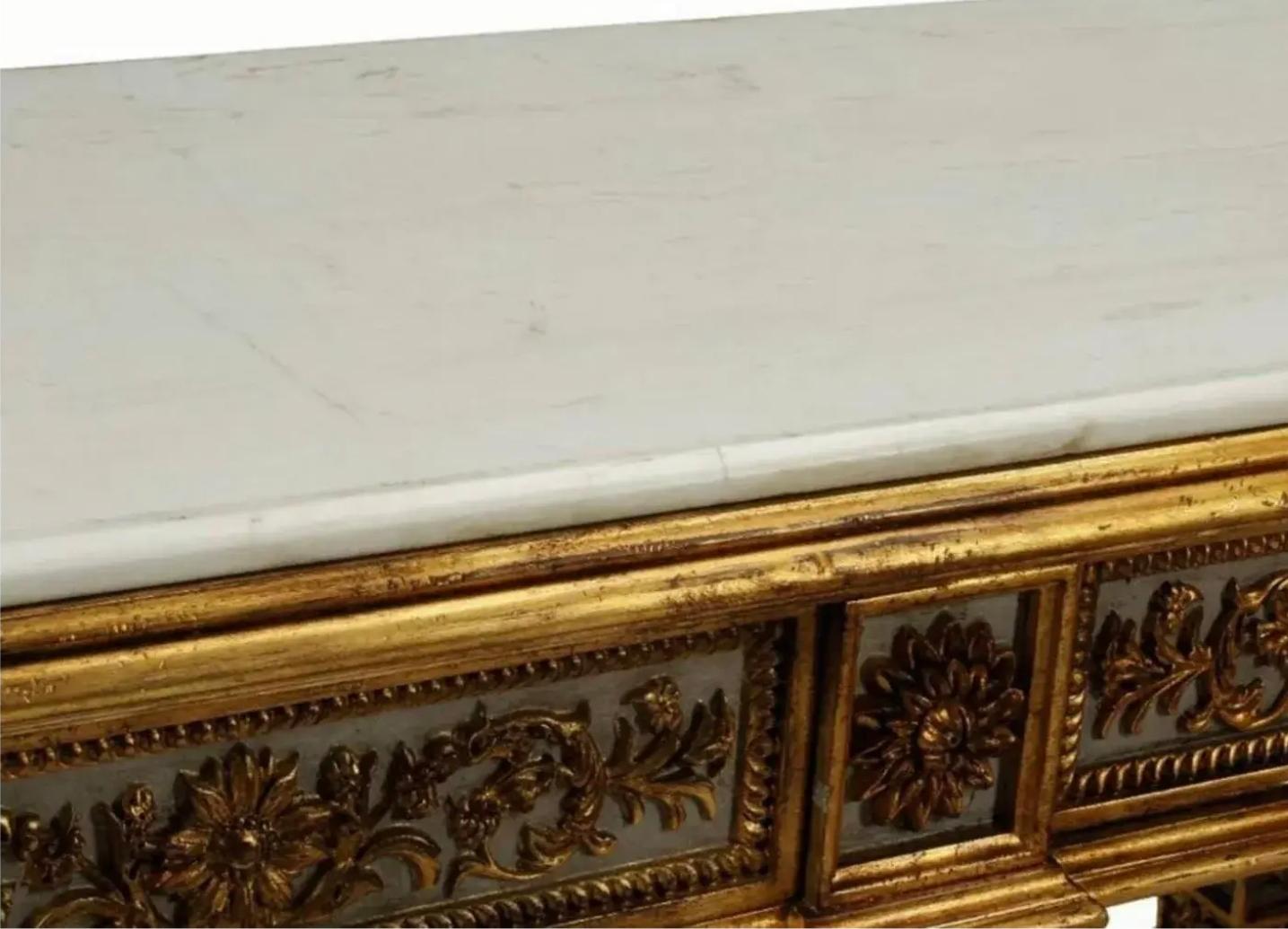 Pair of Fine Italian Neoclassical 18th Century Style Large Console Tables For Sale 3