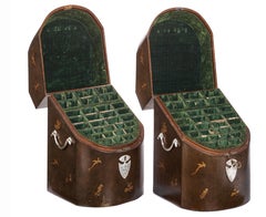 Pareja de Cuchilleros de Fina Laca Japonesa de Exportación, Siglo XVIII