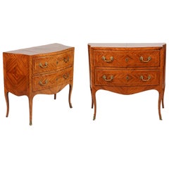 Pair of Fine Late 18th Century Serpentine Front Walnut Parquetry Commodes