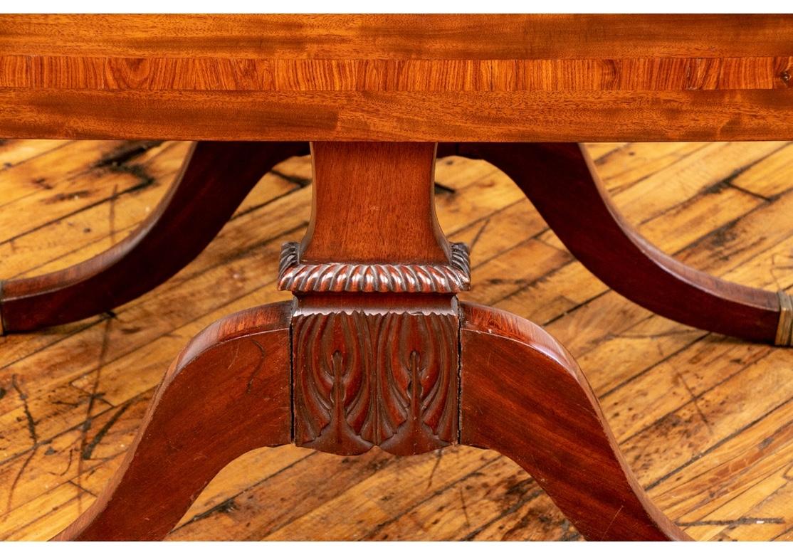 Pair of Fine Late Regency Mahogany and Tulipwood Drop-Leaf Tables For Sale 2